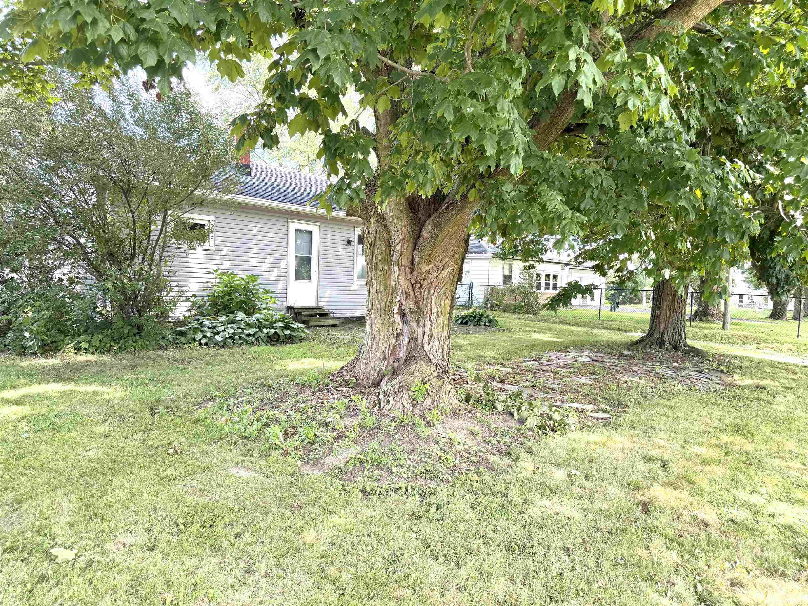 1460 N State Rd 5 Road