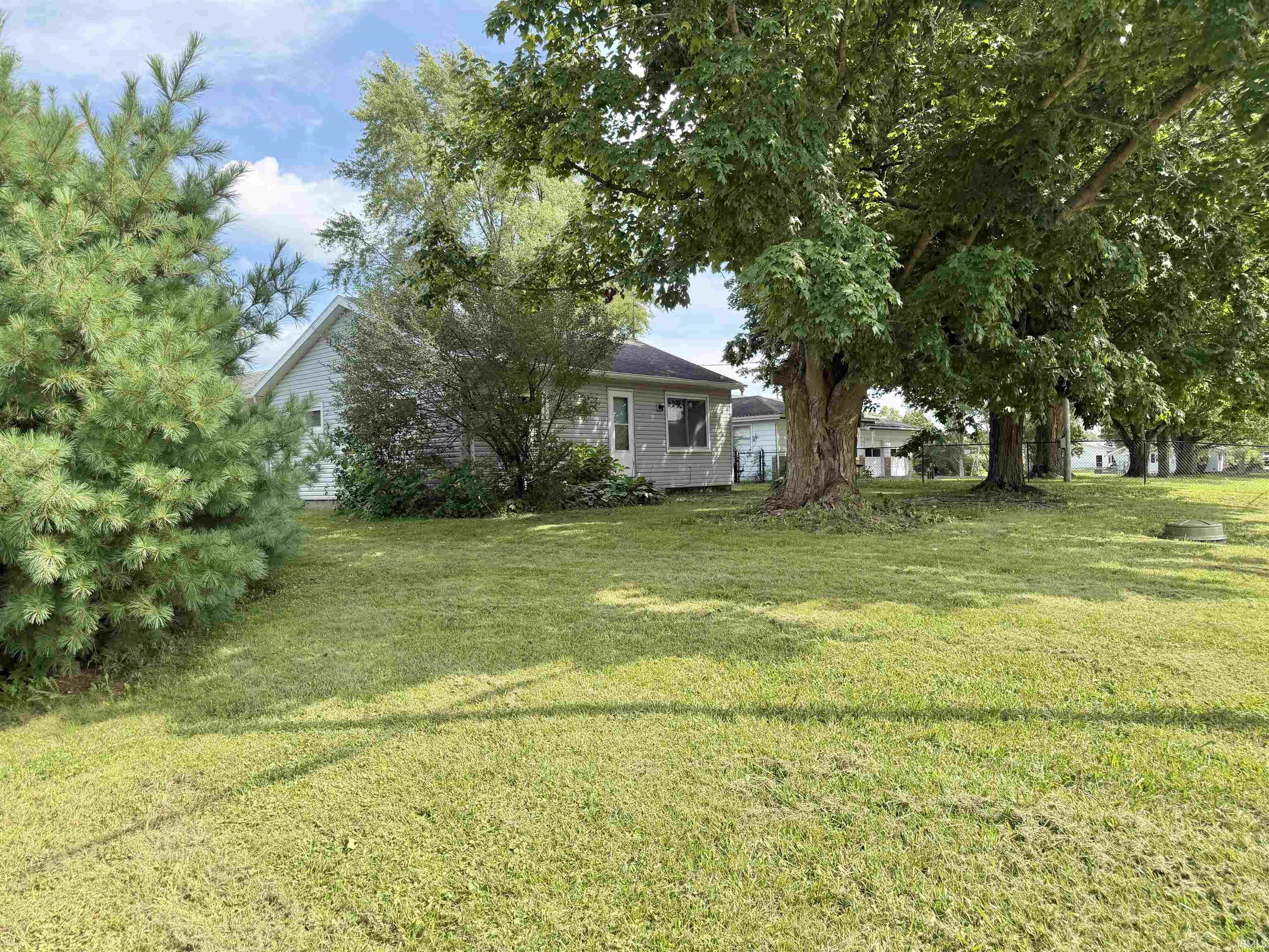 1460 N State Rd 5 Road