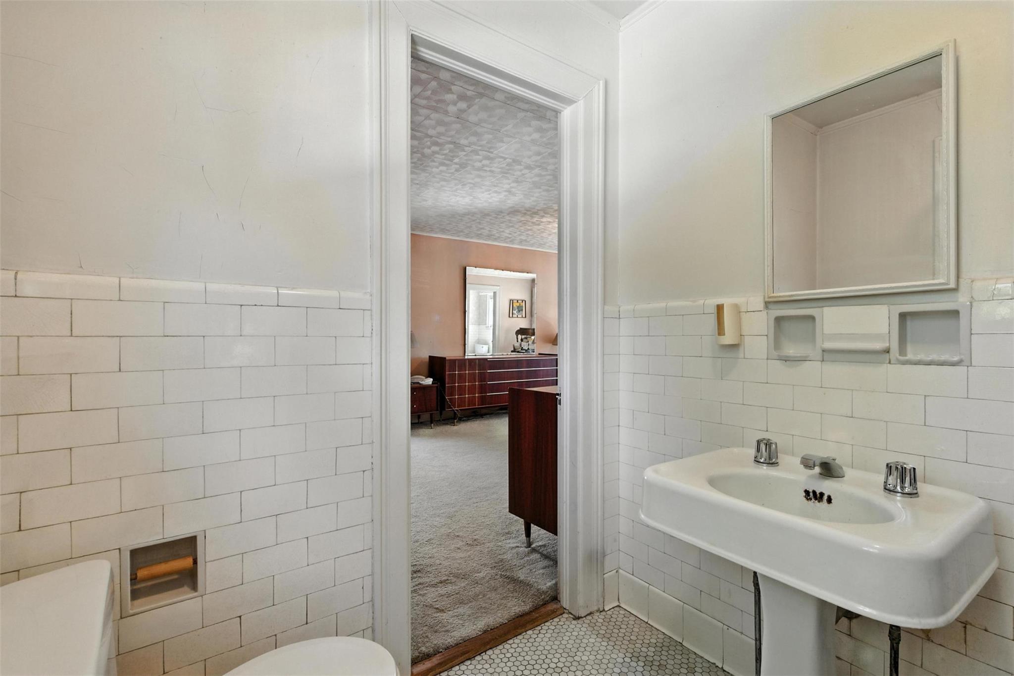 172 N Columbus Avenue
