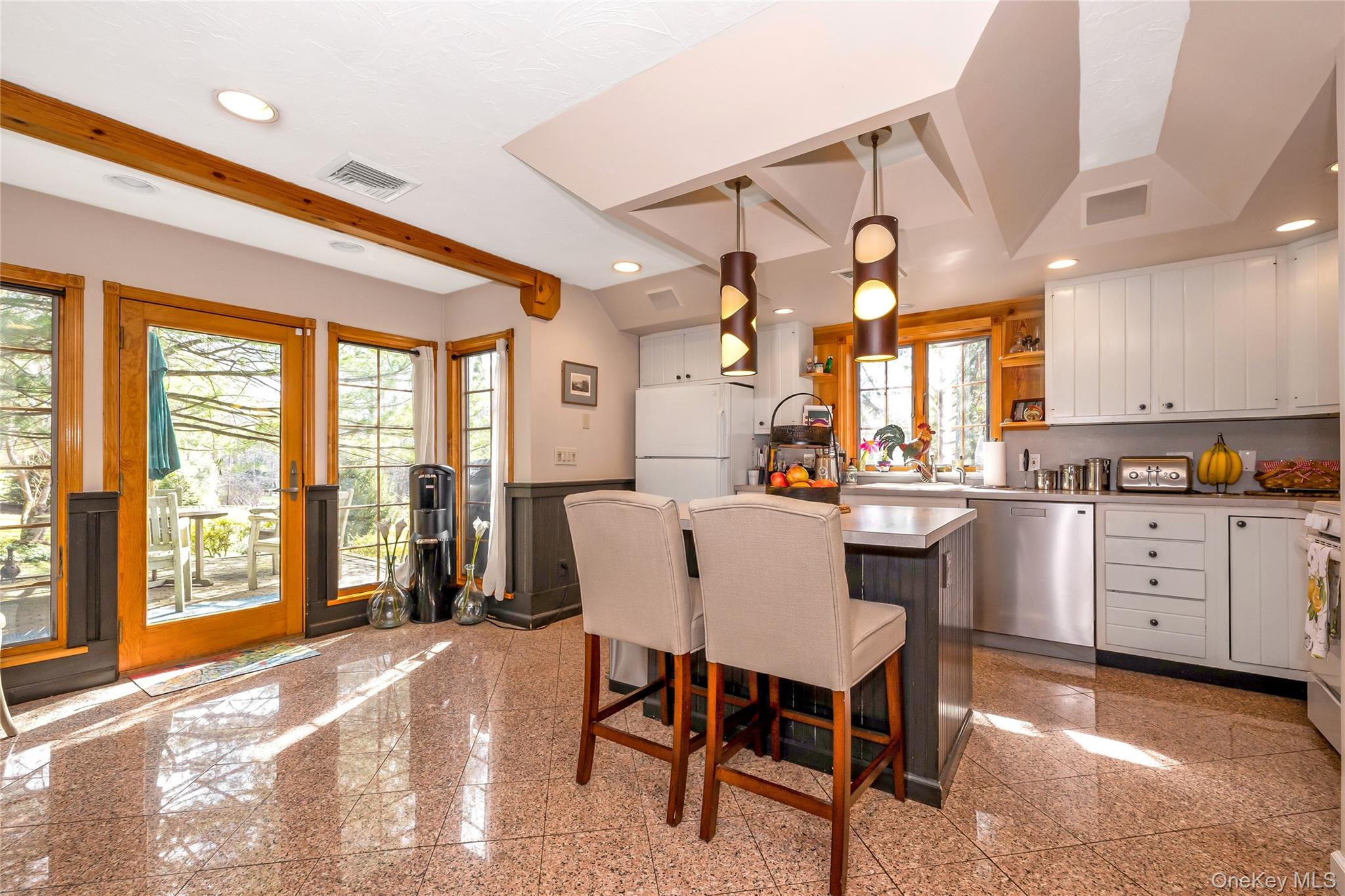 16 Faraway Road Unit: A