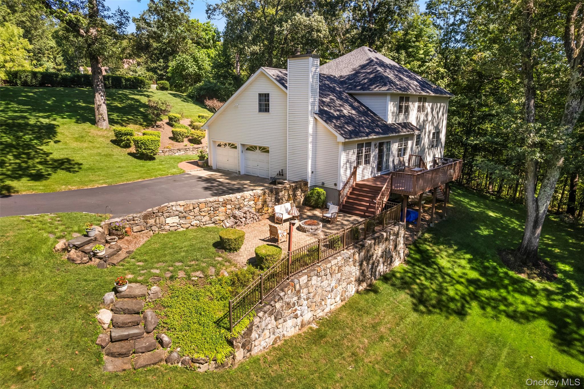 17 Ruby Lane