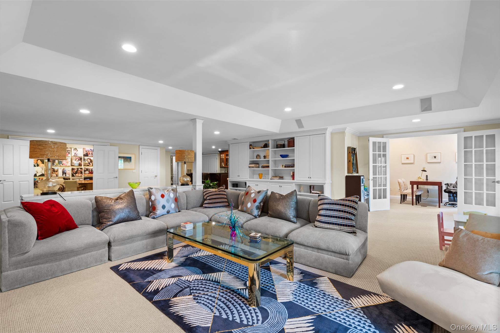 10 Shadow Tree Lane