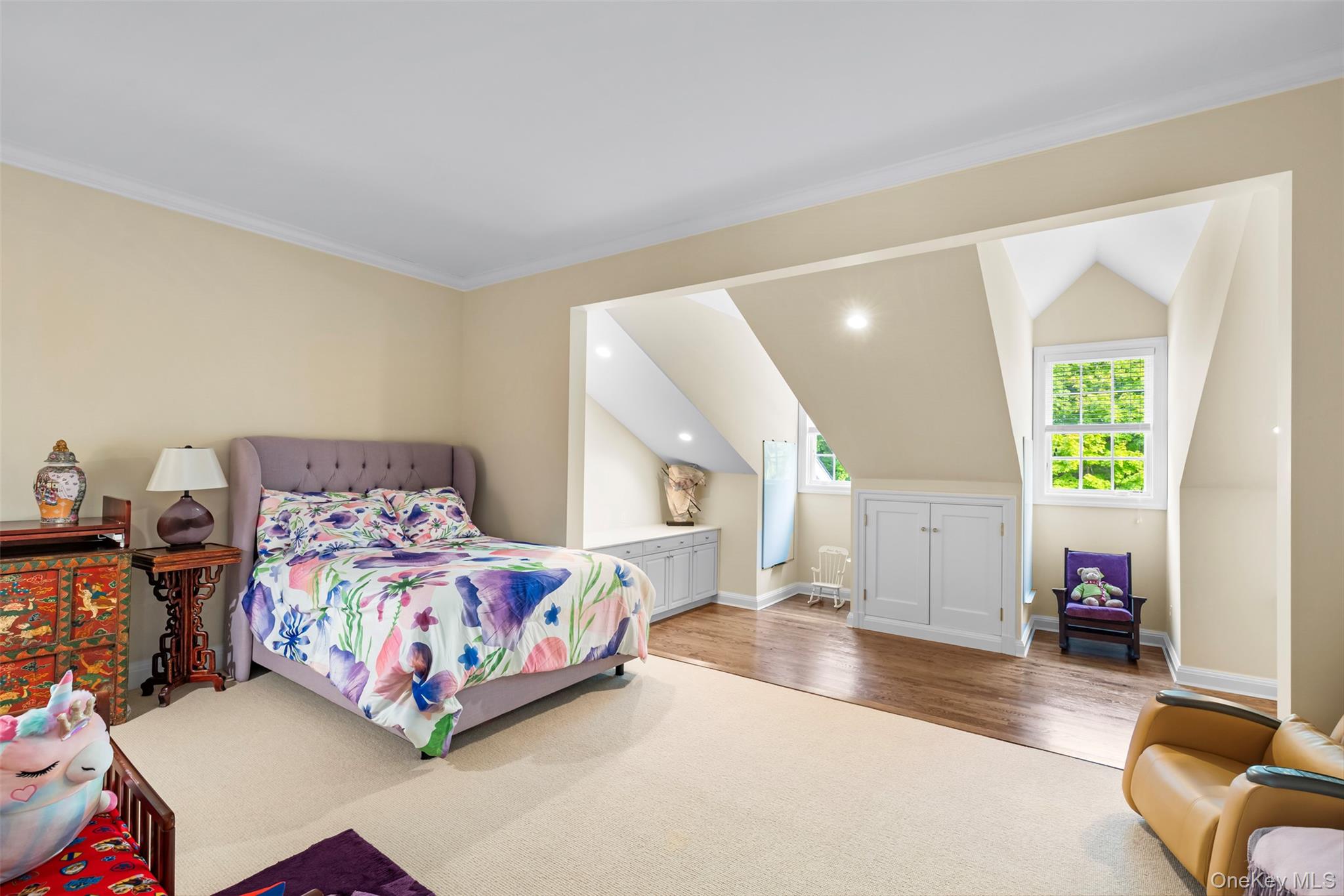 10 Shadow Tree Lane
