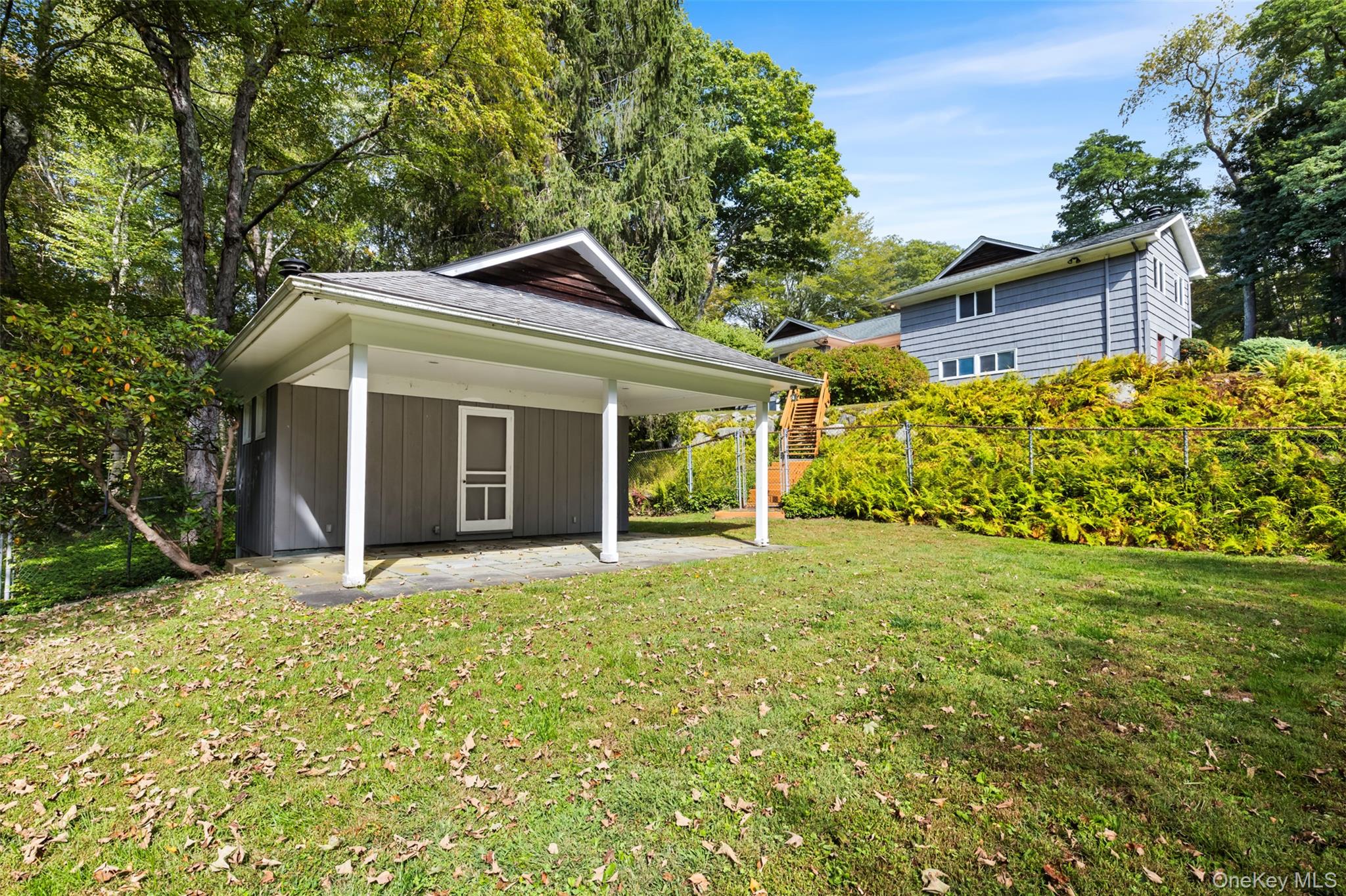 3 Troy Lane