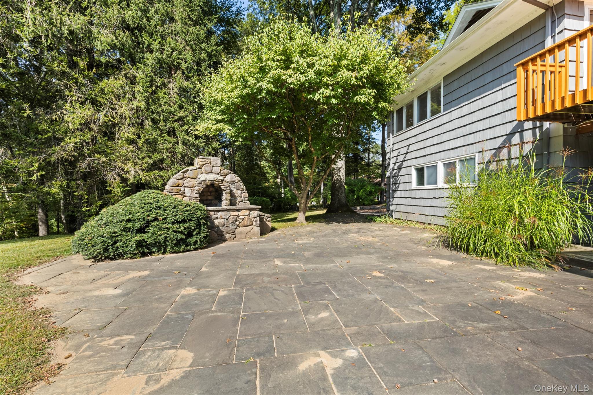 3 Troy Lane