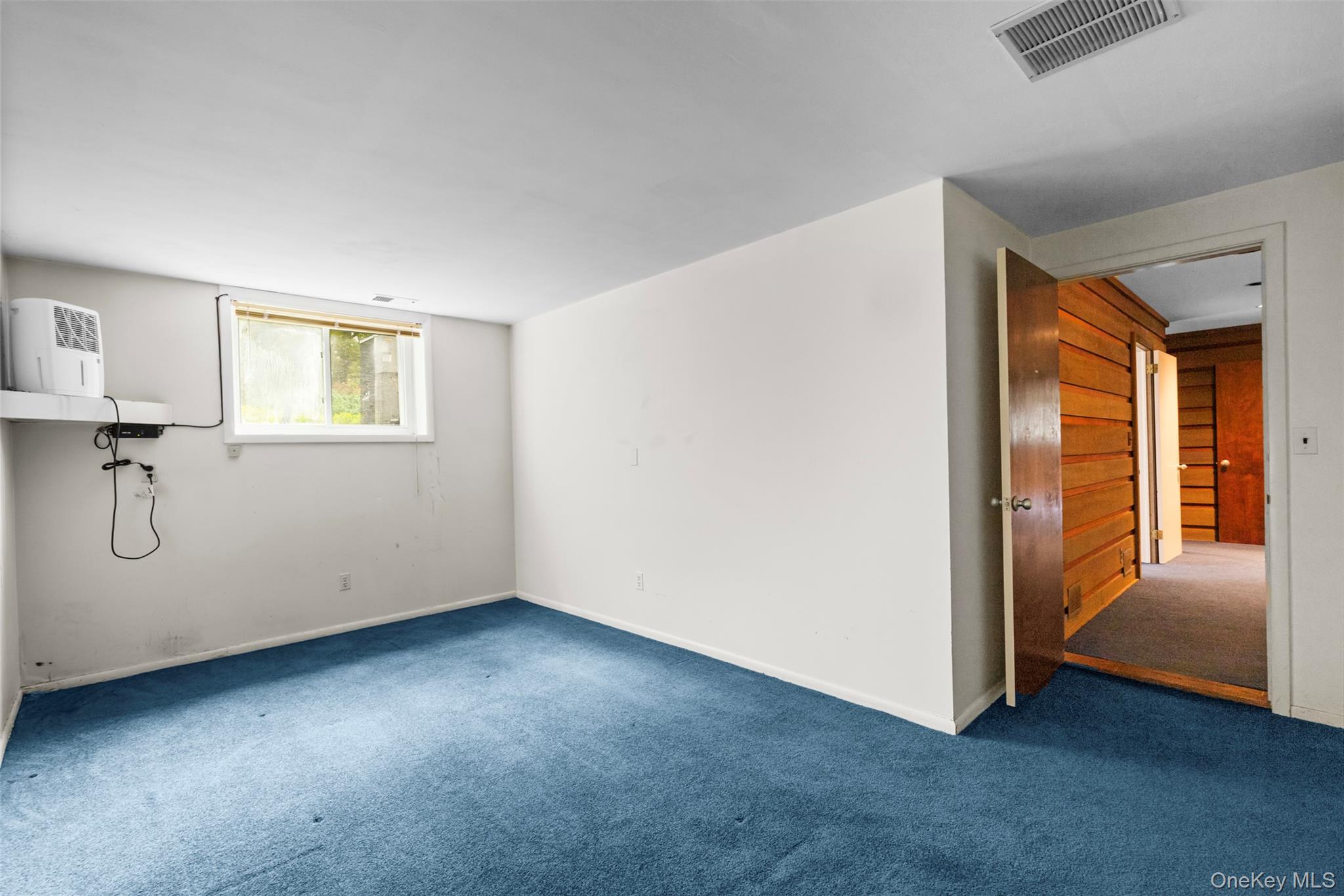 3 Troy Lane
