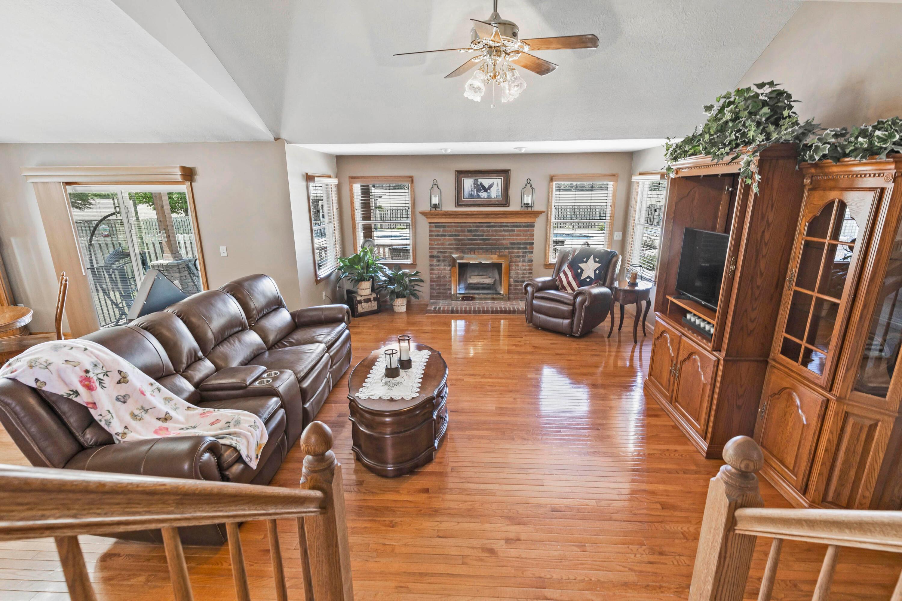 25 Waters Edge Drive