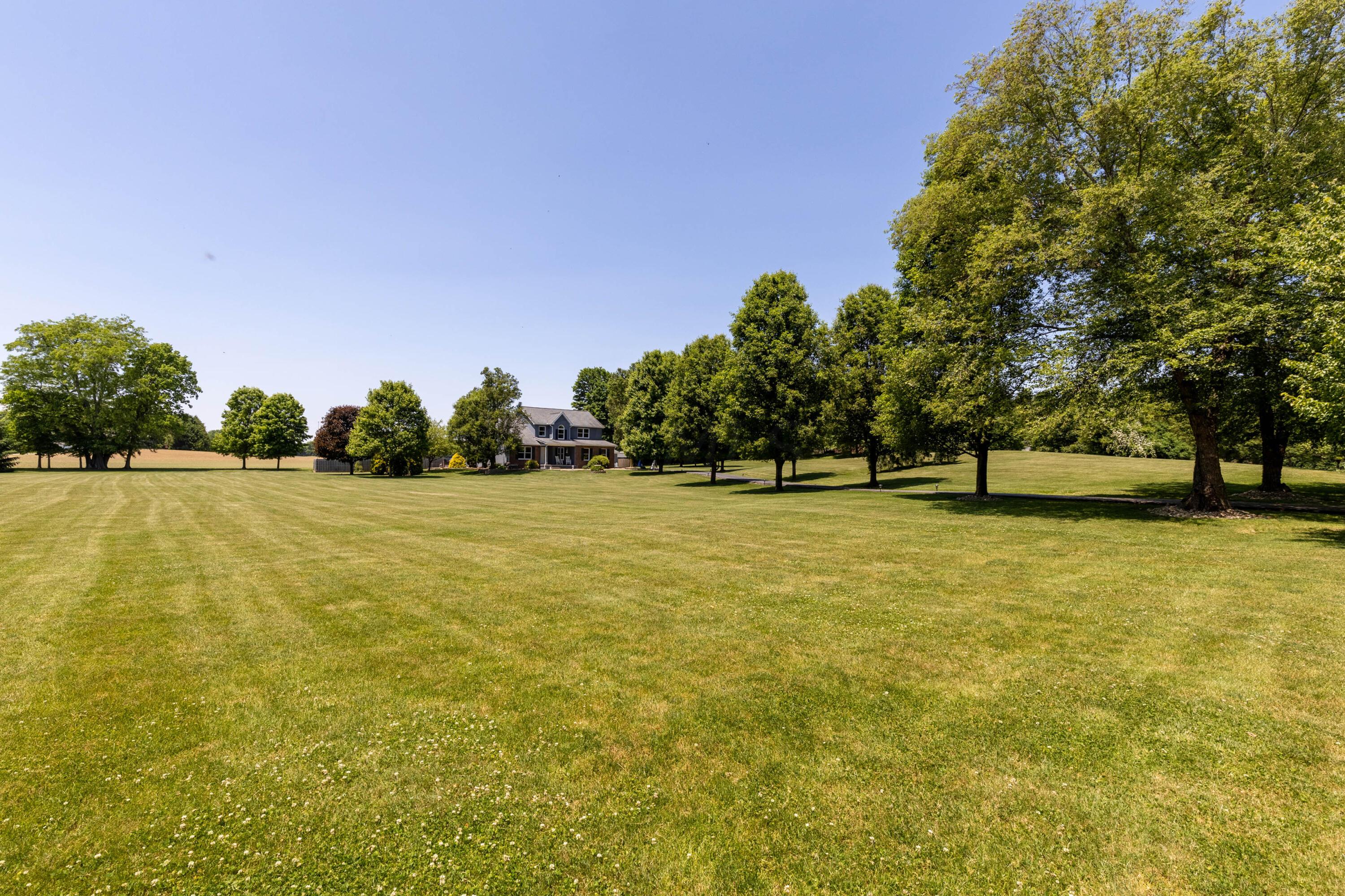 25 Waters Edge Drive