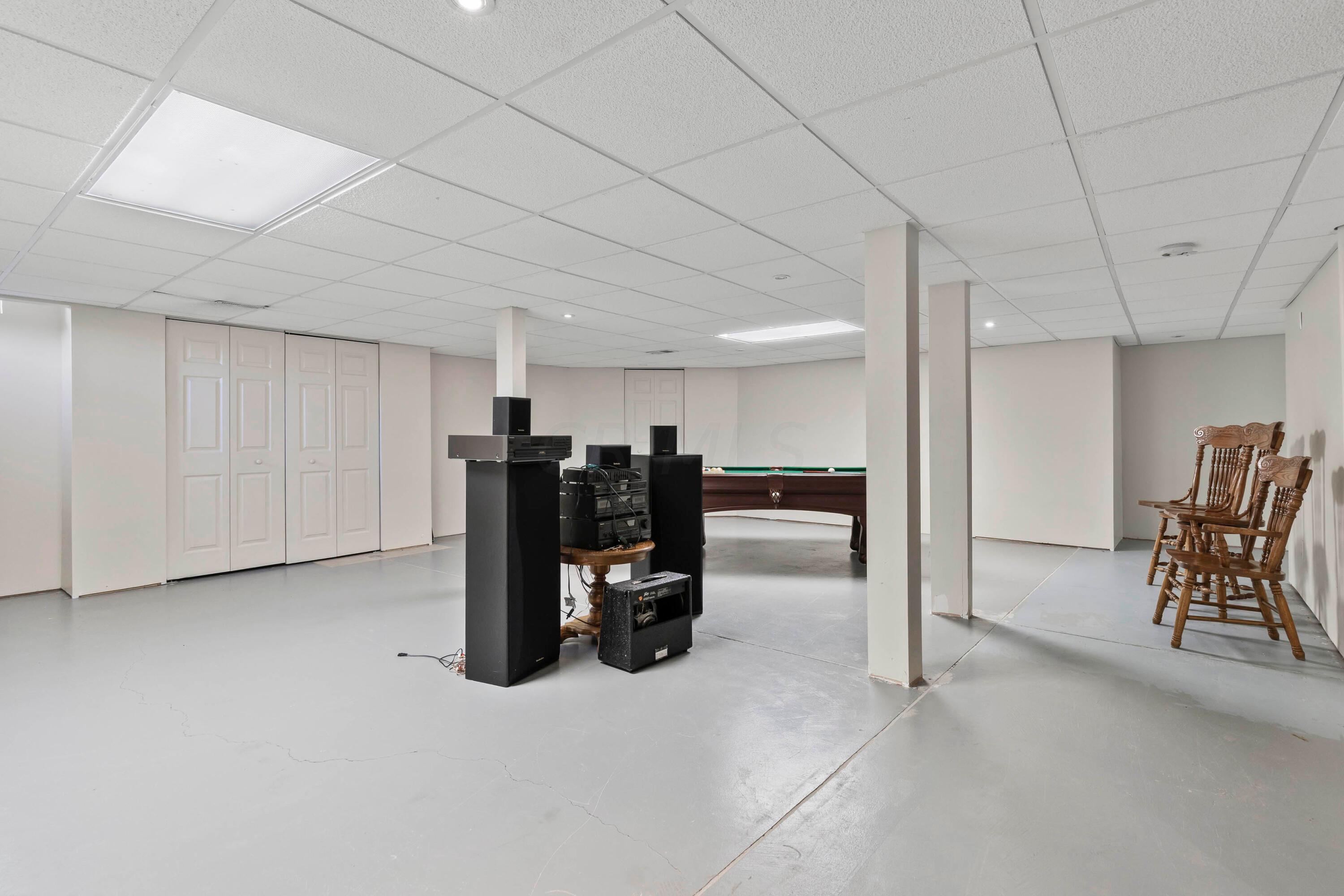 25 Waters Edge Drive