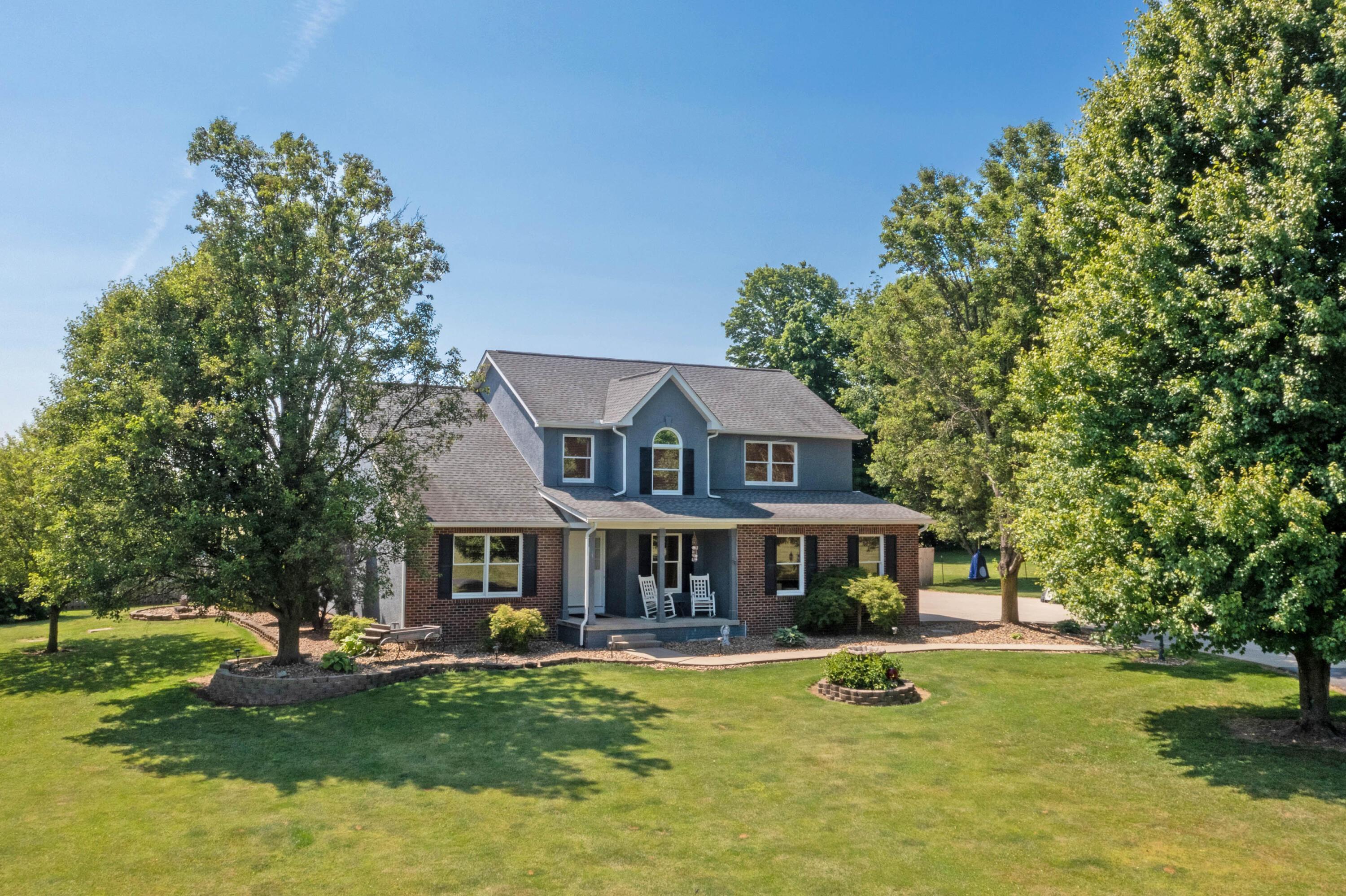 25 Waters Edge Drive