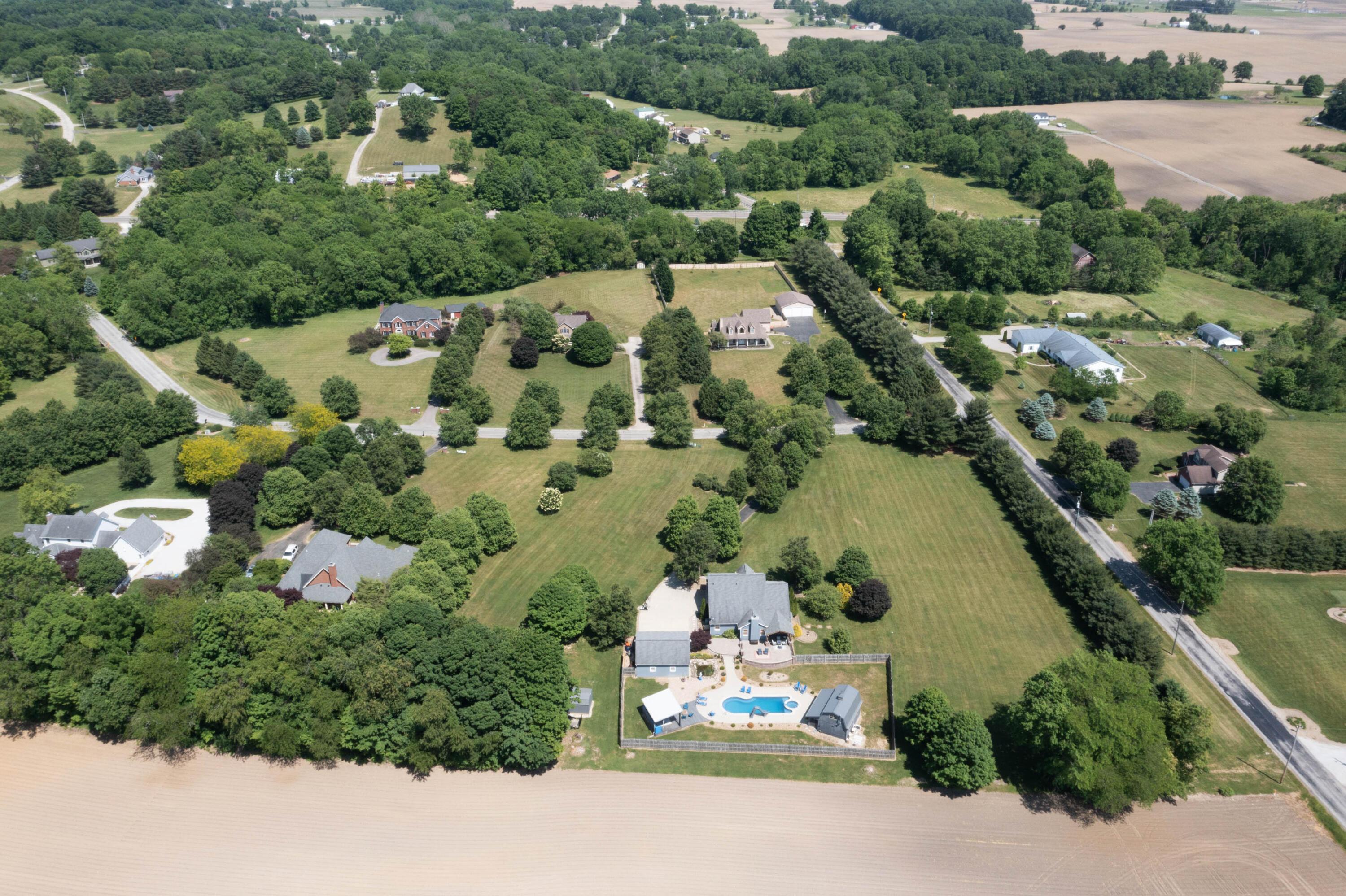 25 Waters Edge Drive