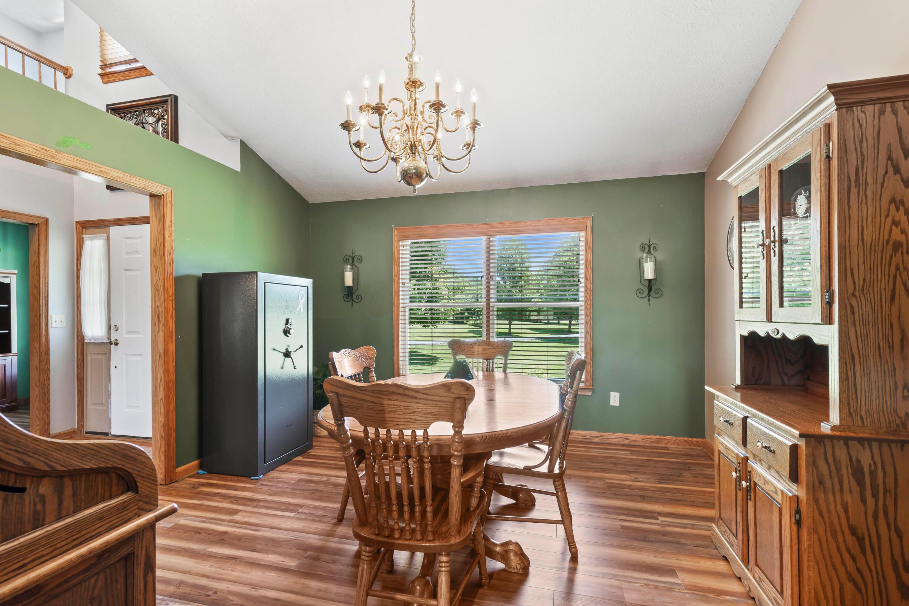 25 Waters Edge Drive