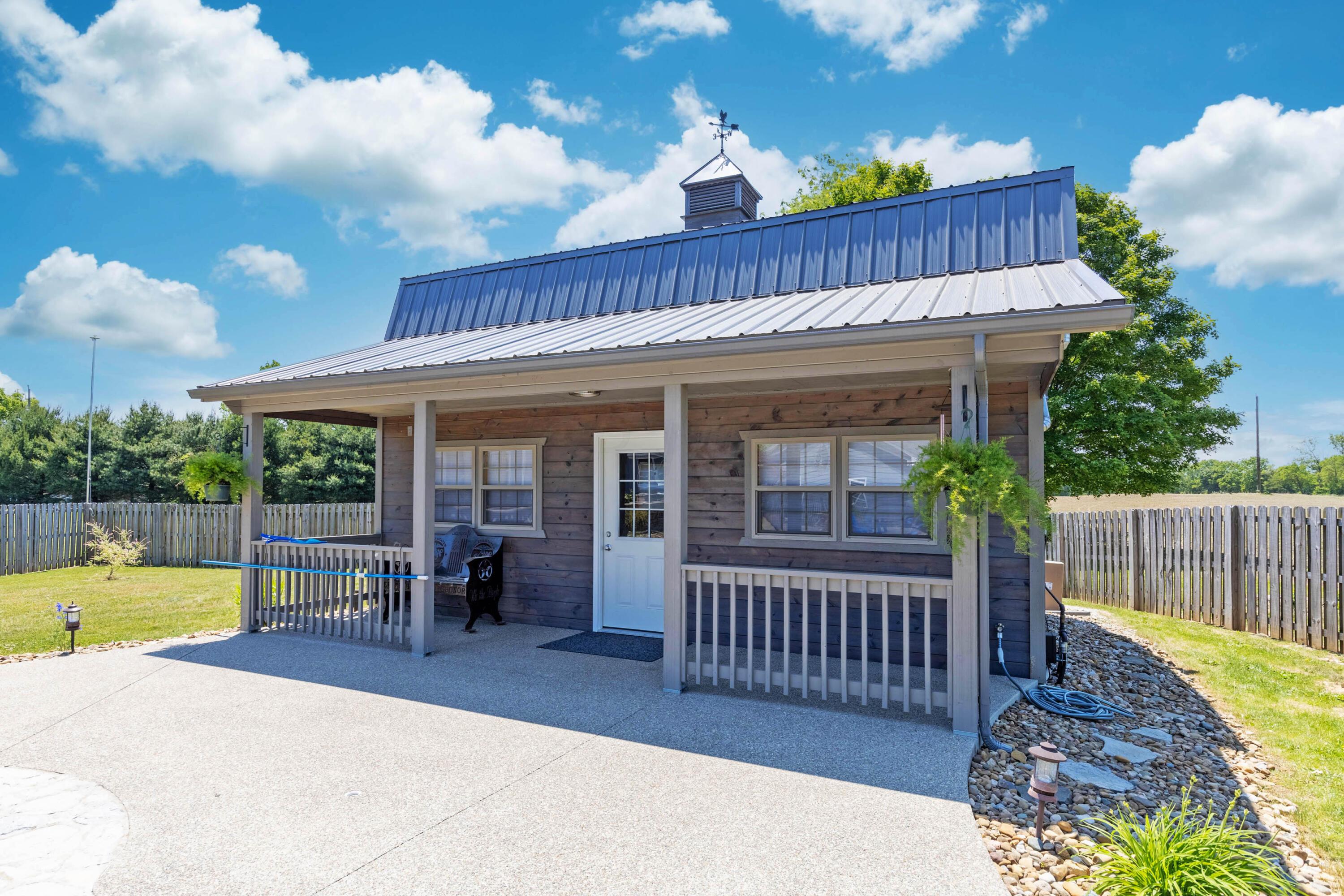 25 Waters Edge Drive