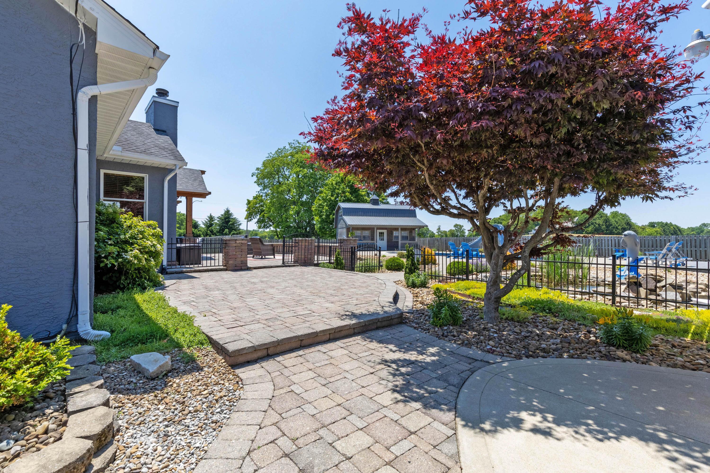 25 Waters Edge Drive