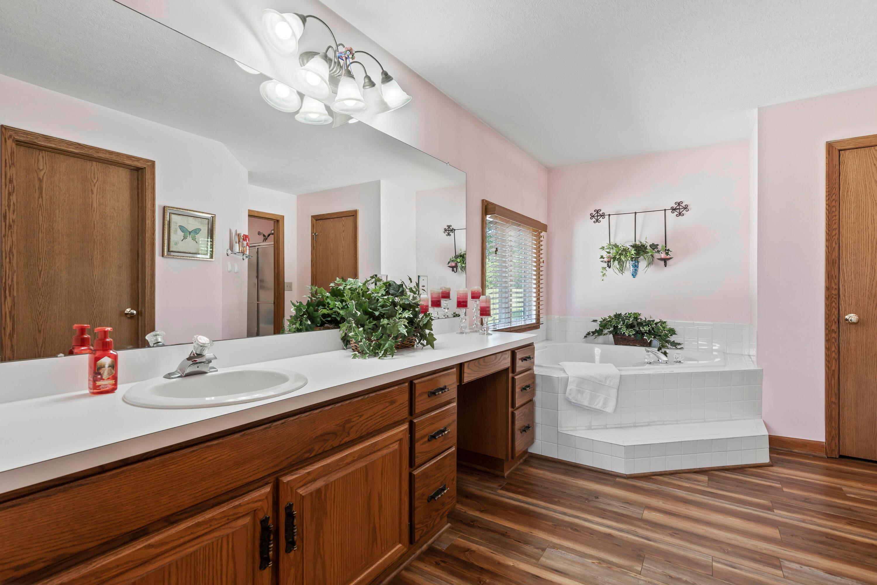 25 Waters Edge Drive