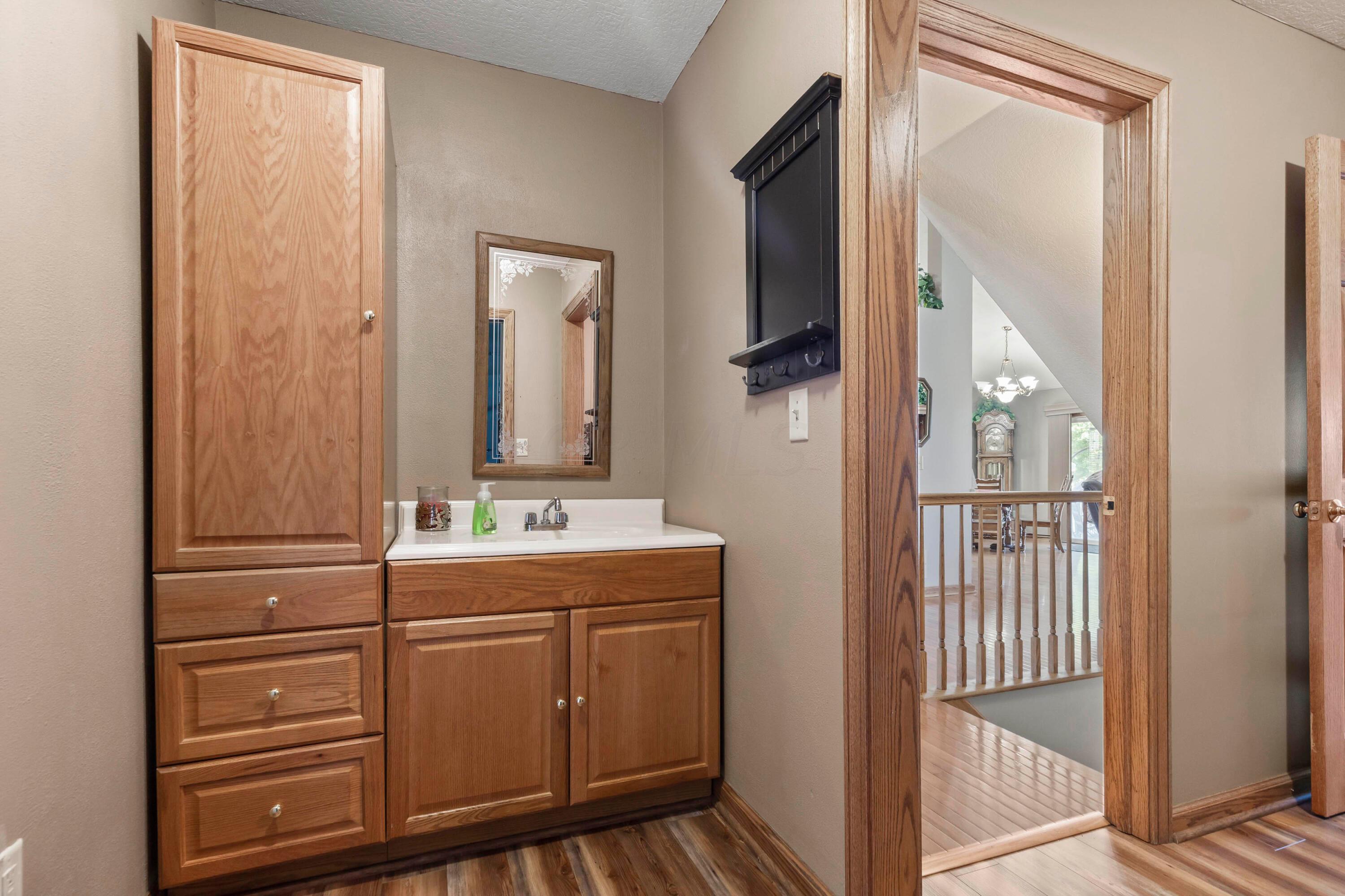 25 Waters Edge Drive