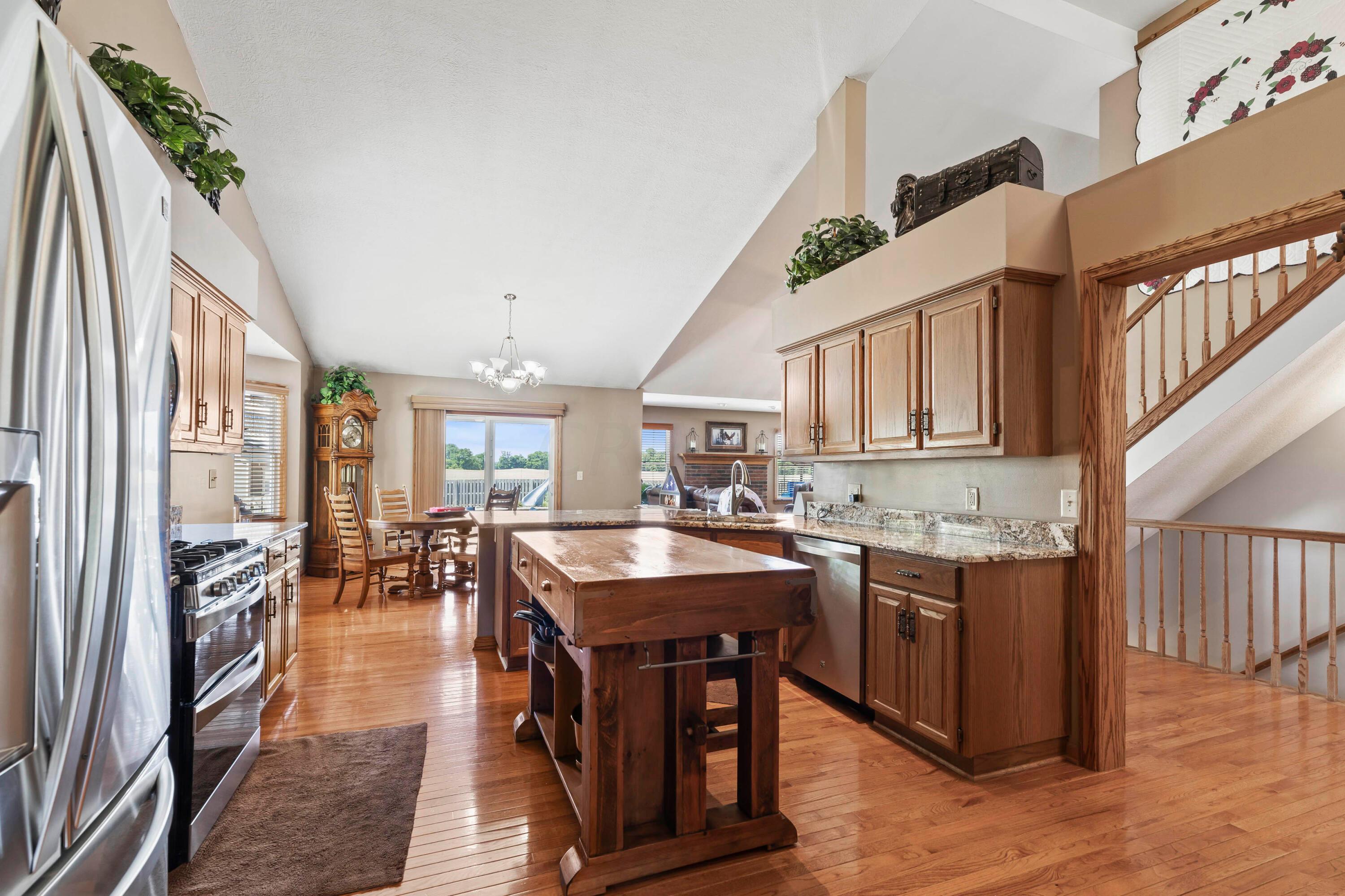 25 Waters Edge Drive