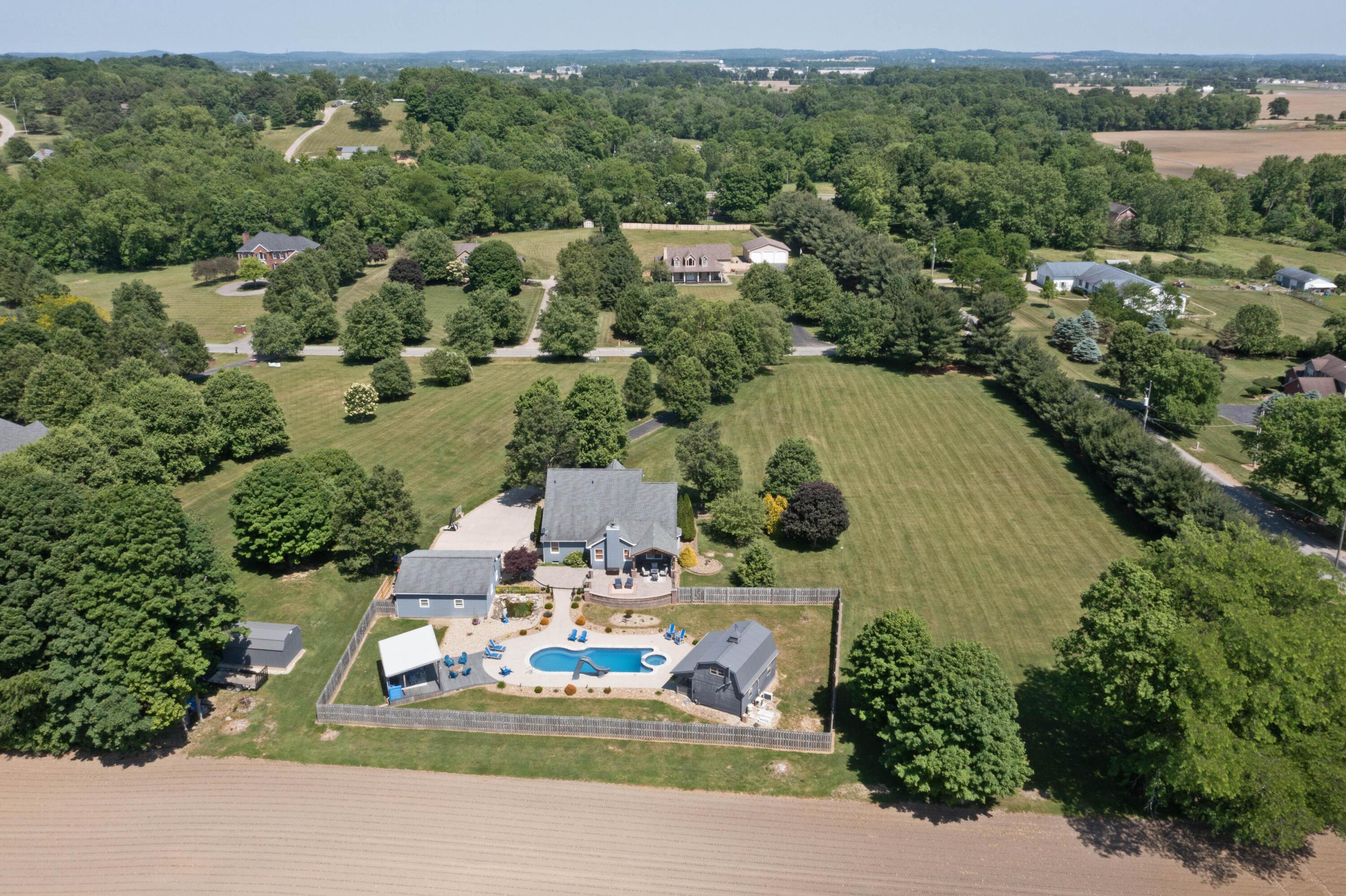 25 Waters Edge Drive