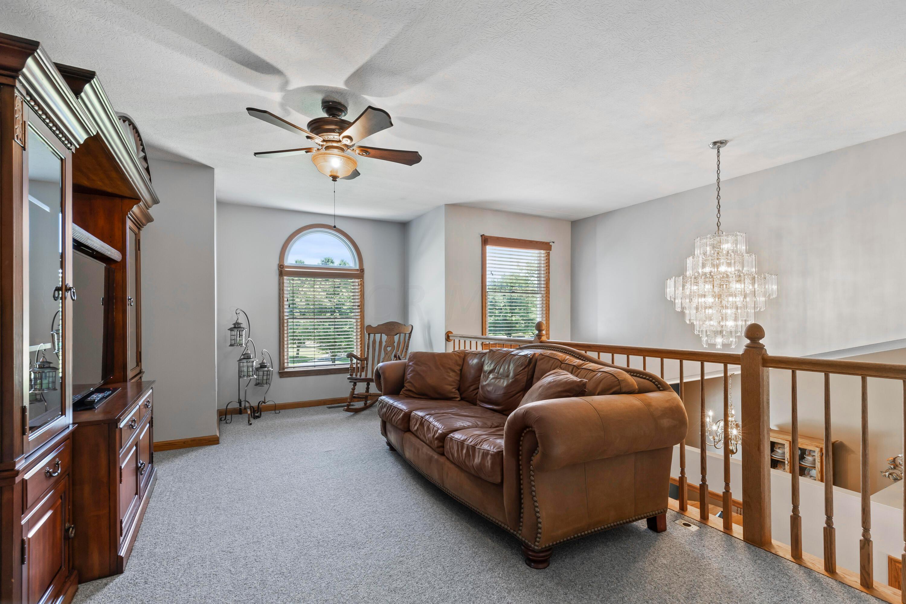 25 Waters Edge Drive