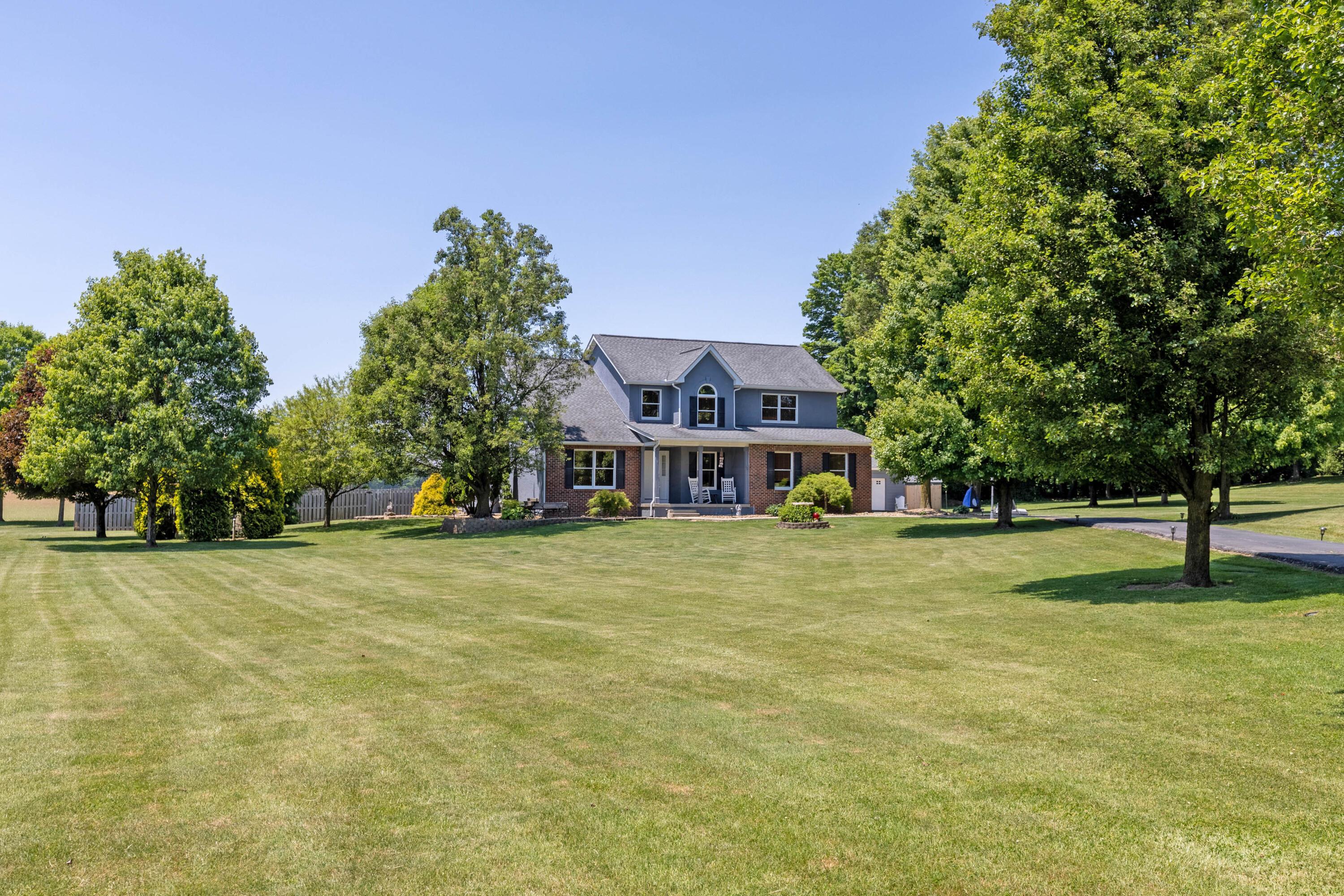 25 Waters Edge Drive