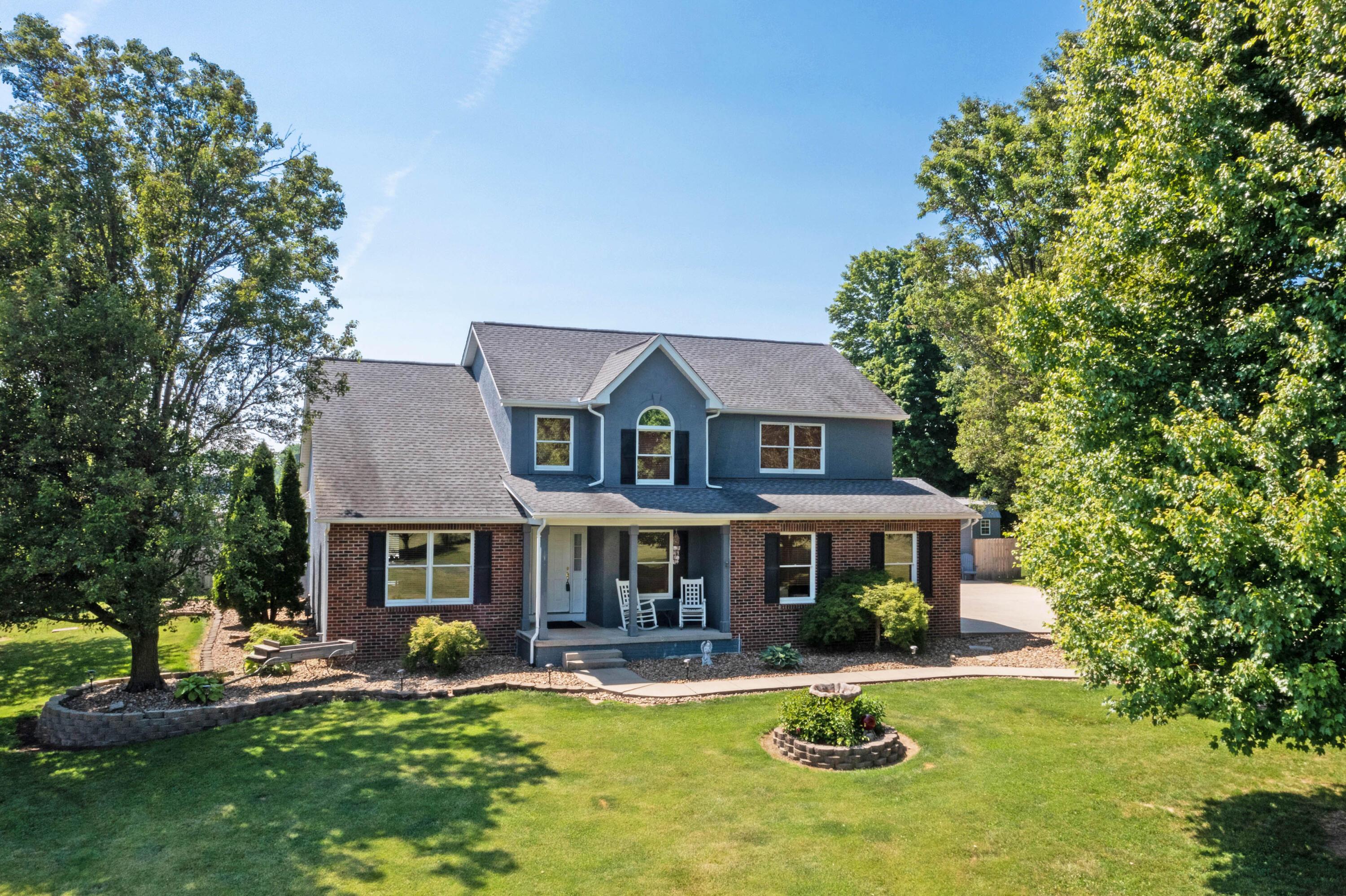 25 Waters Edge Drive