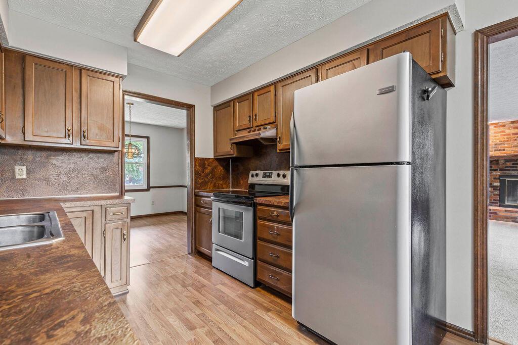 85 Spring Hollow Lane