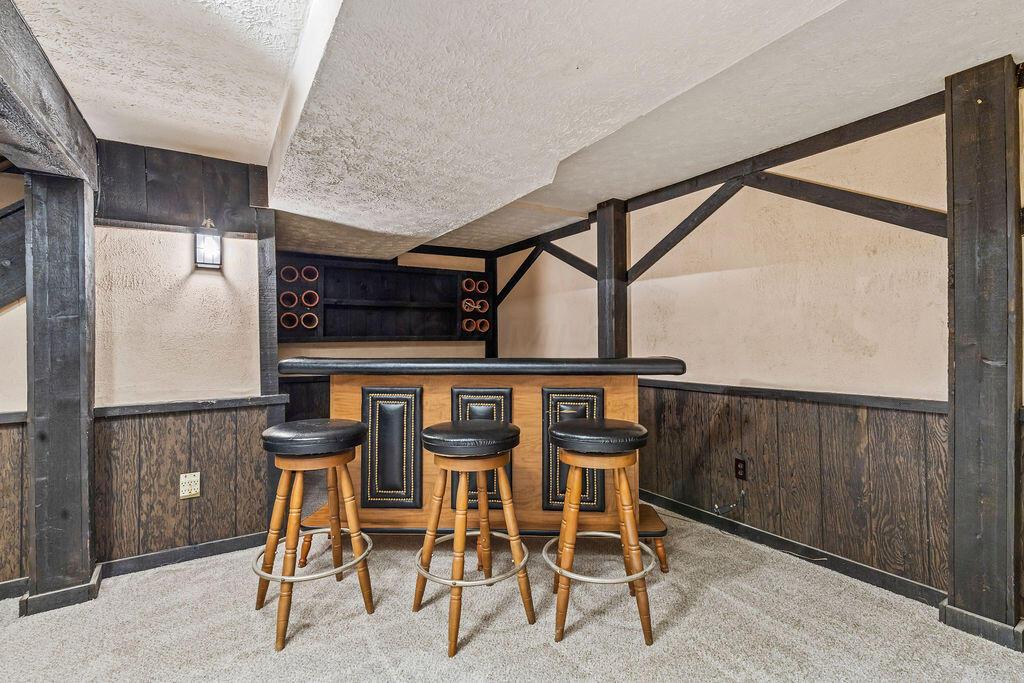 85 Spring Hollow Lane