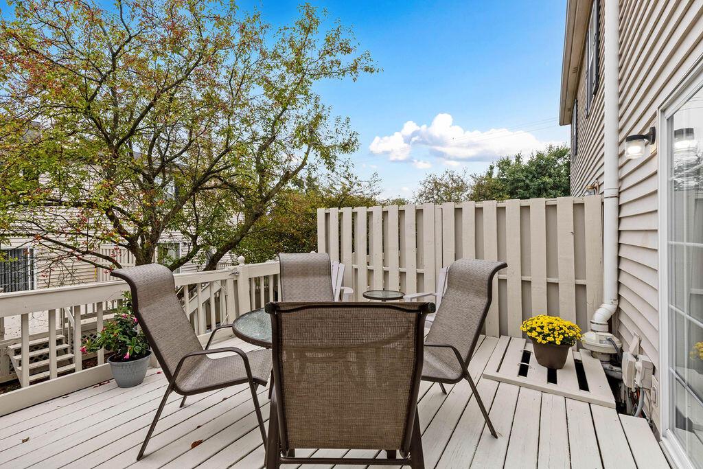 2435 Winona Drive, 95C