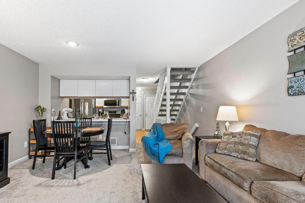 2435 Winona Drive, 95C