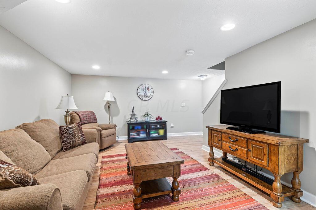 2435 Winona Drive, 95C