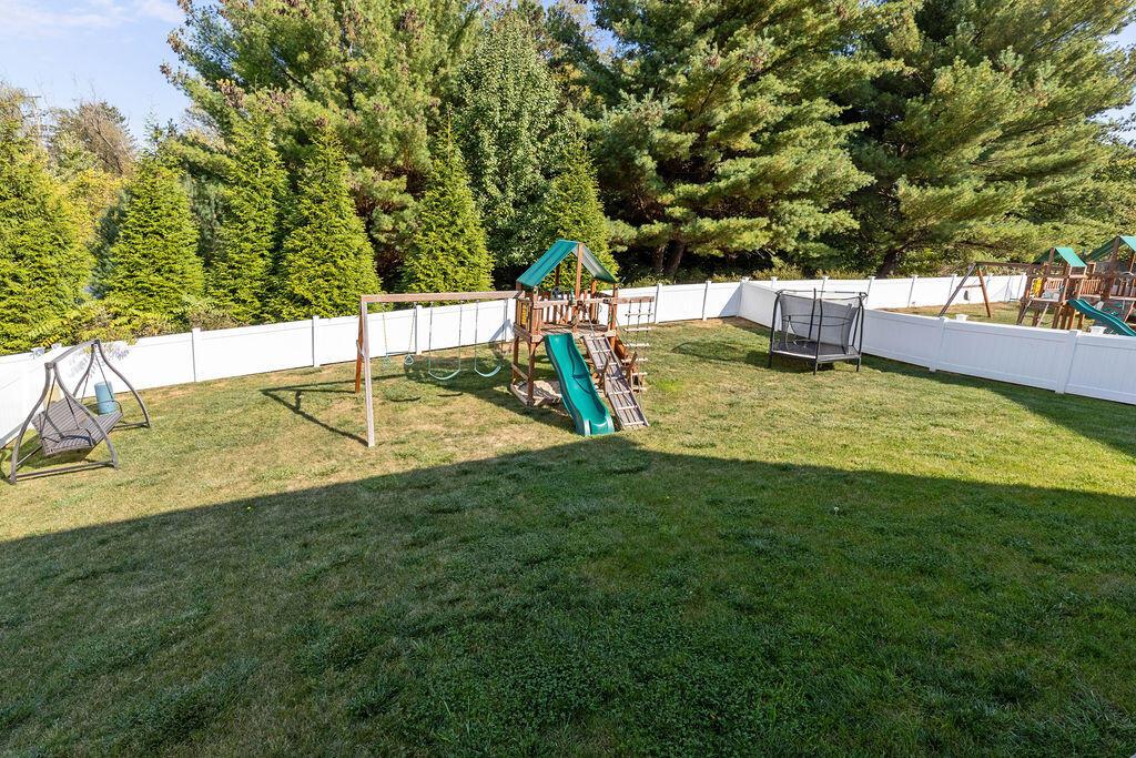 4468 Shady Blossom Lane