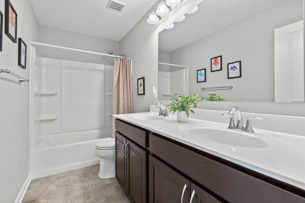 4468 Shady Blossom Lane