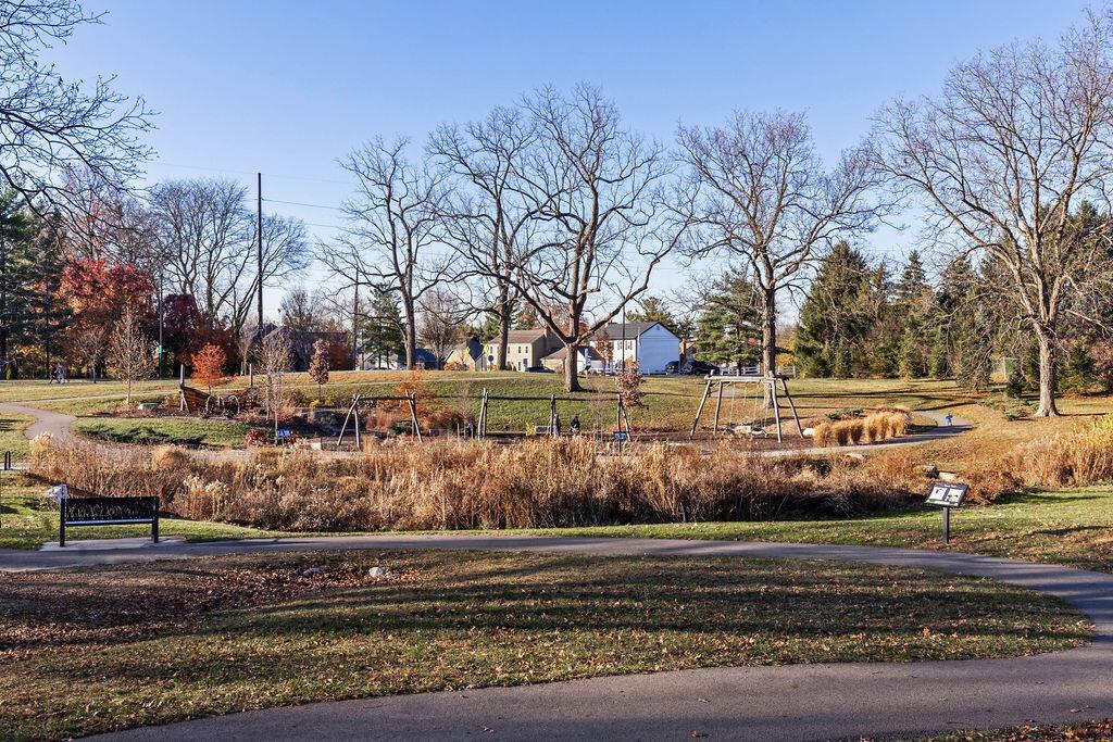 865 S Hempstead Road