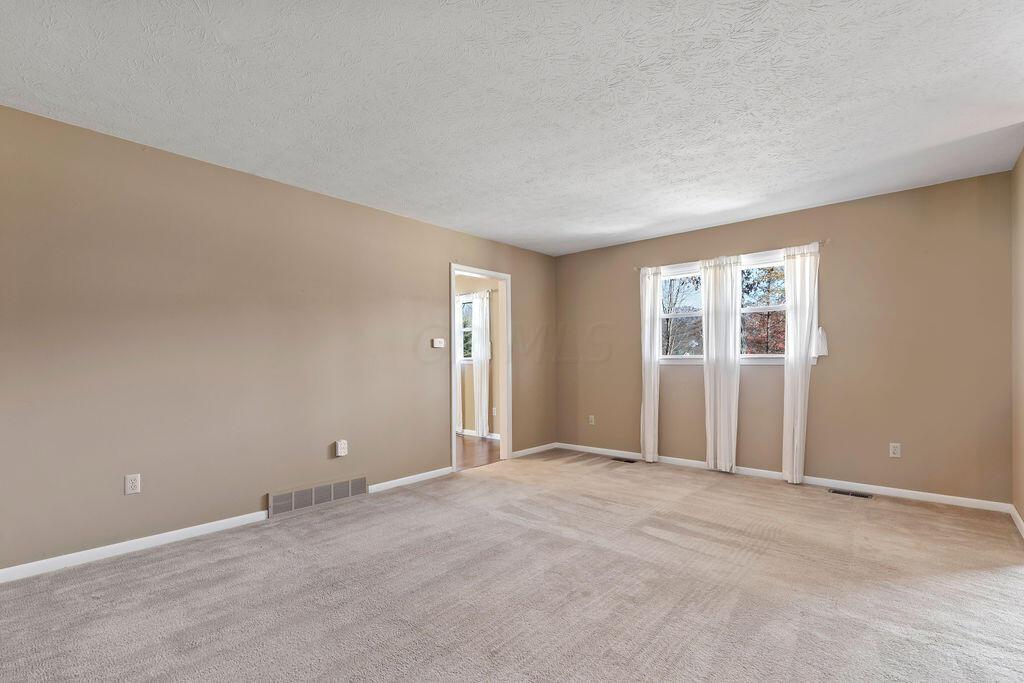 865 S Hempstead Road