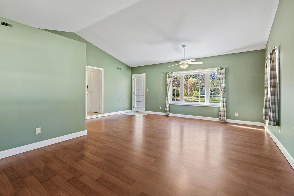 865 S Hempstead Road