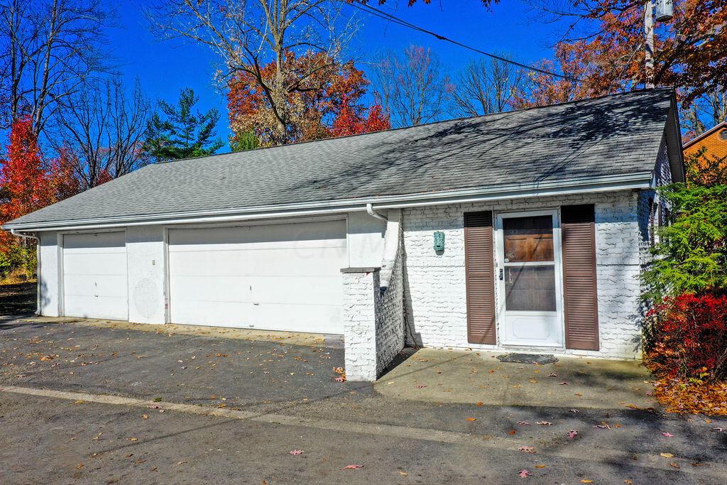 865 S Hempstead Road