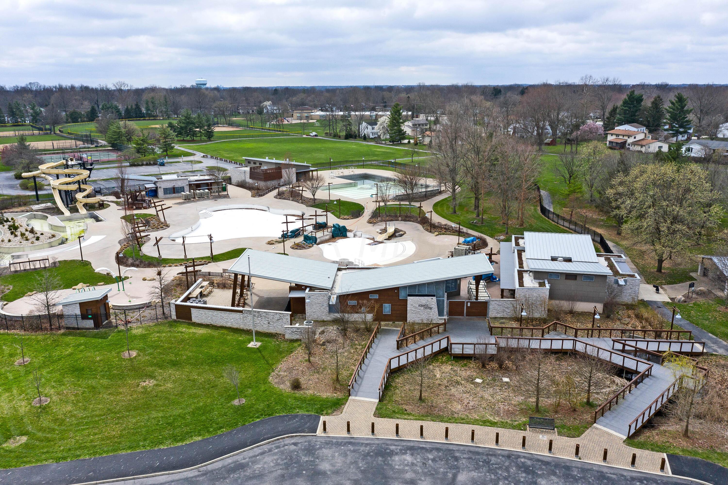 865 S Hempstead Road