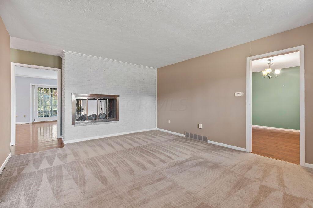 865 S Hempstead Road