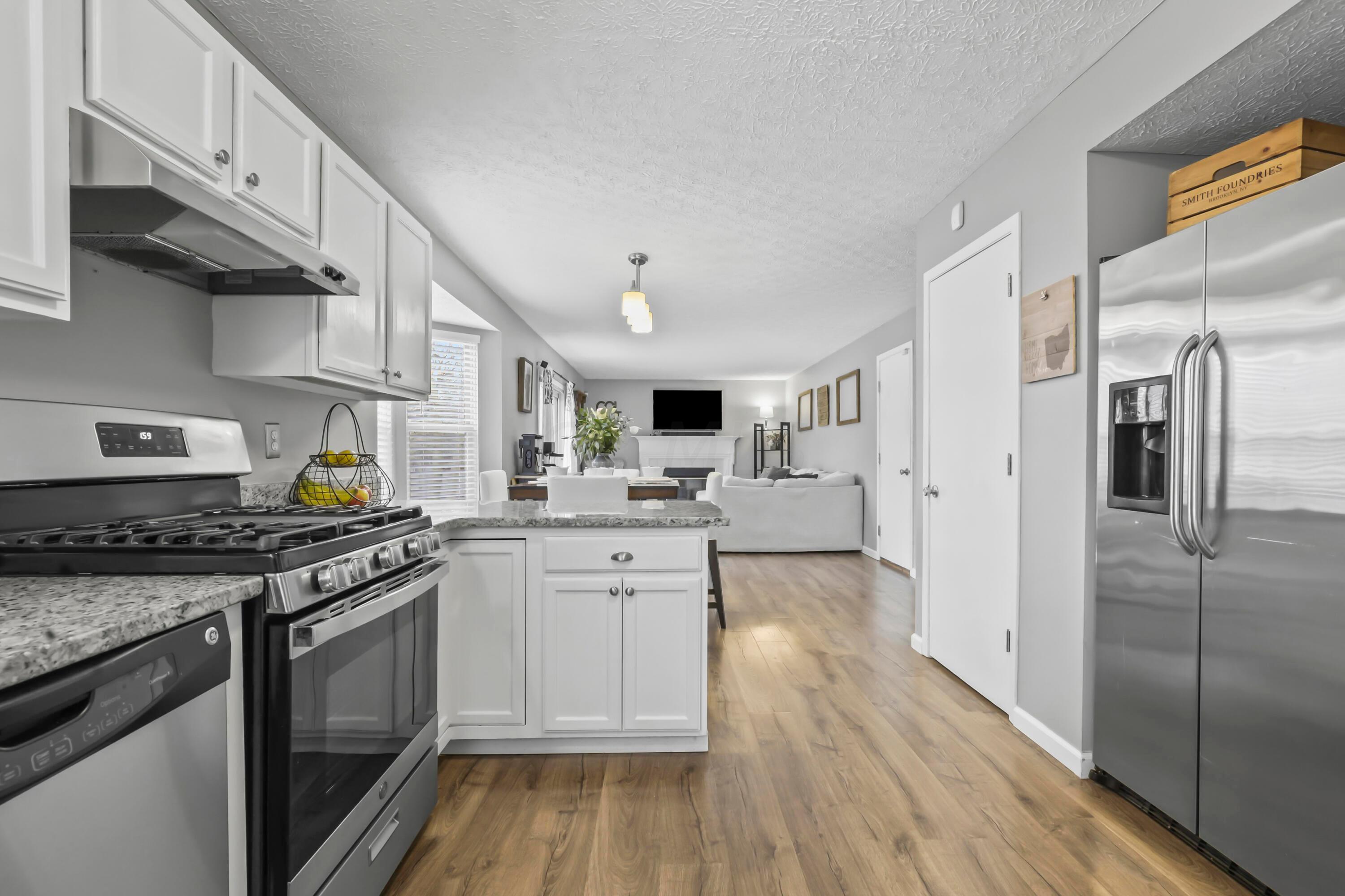 6785 Riverside Glen Court