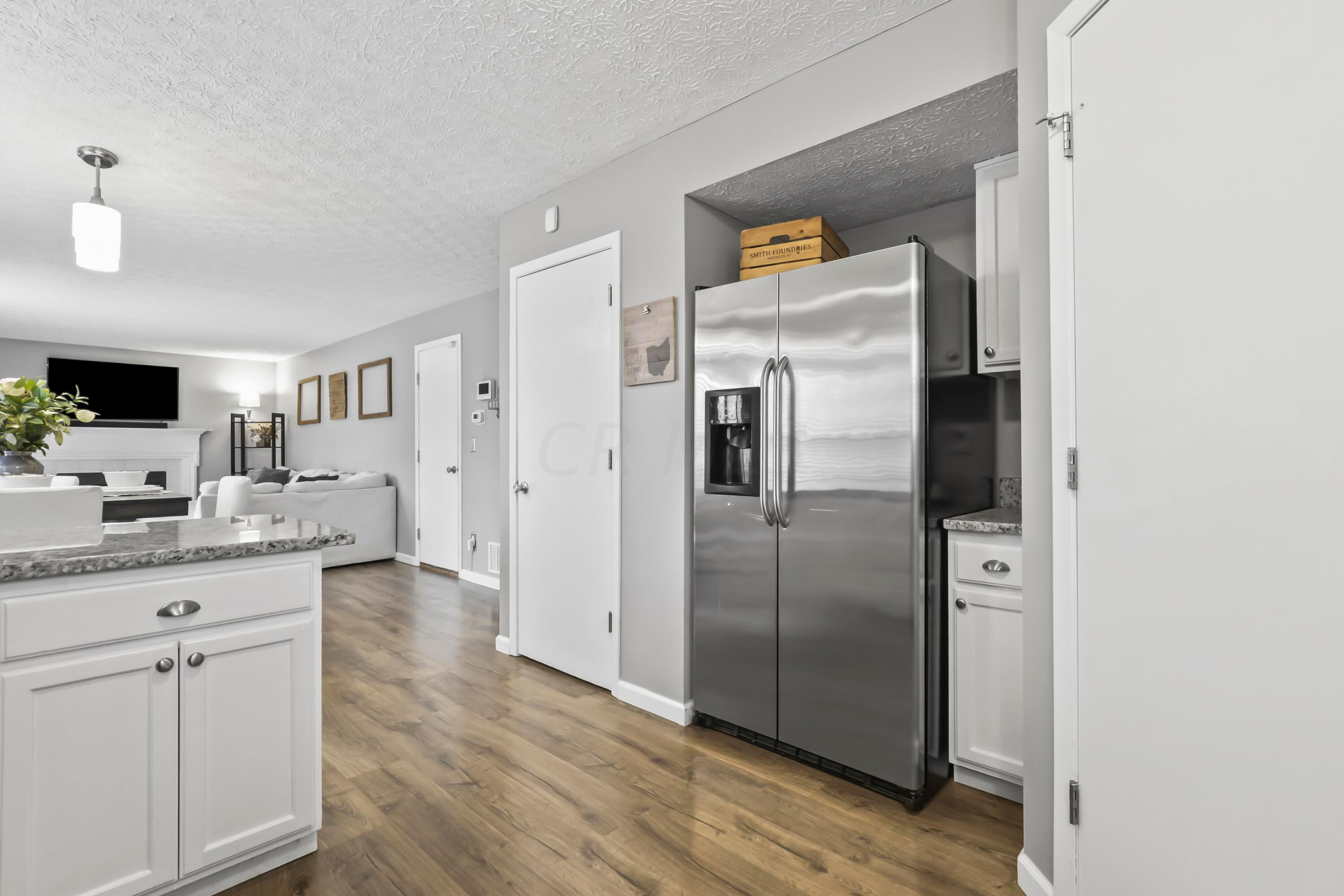 6785 Riverside Glen Court