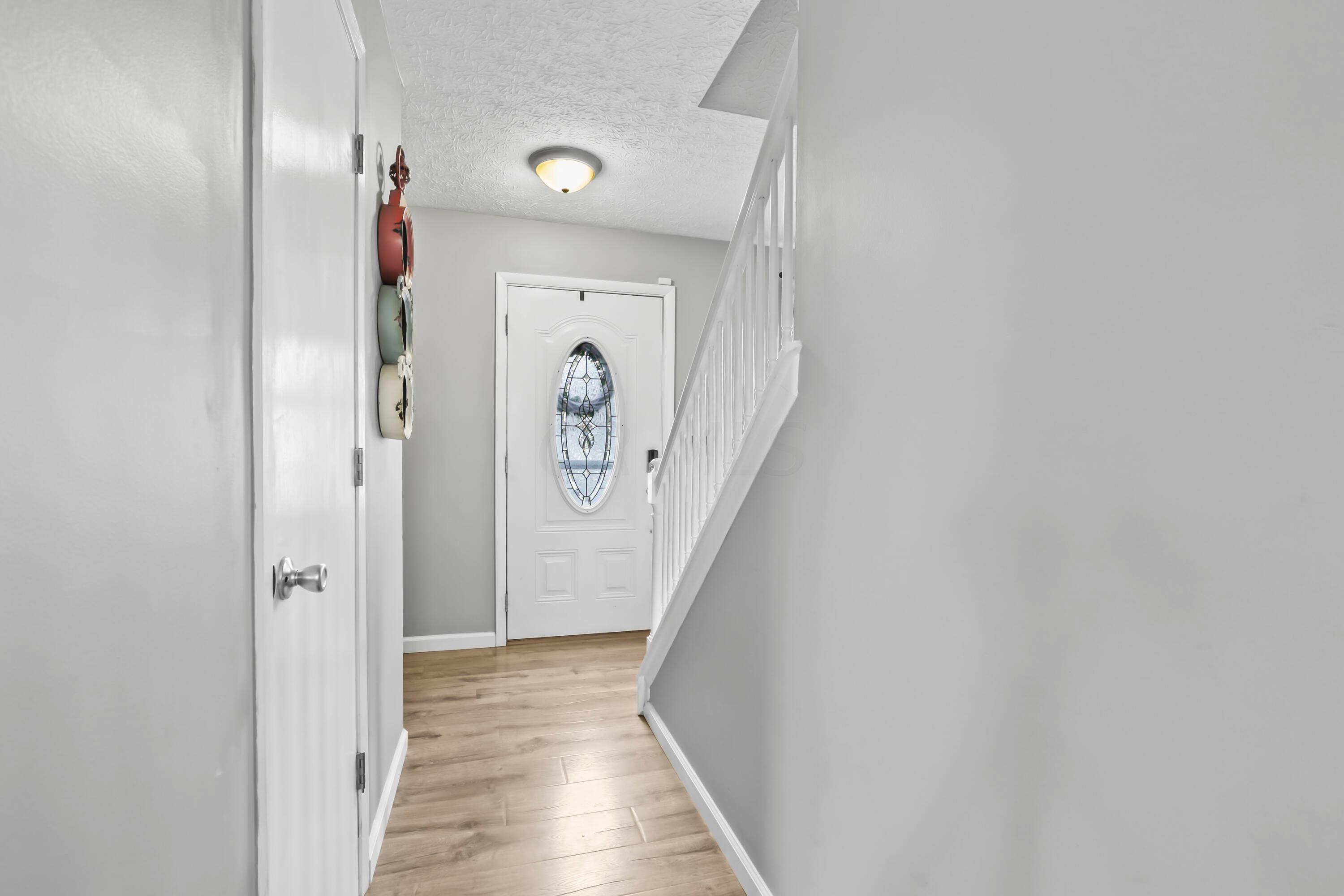 6785 Riverside Glen Court