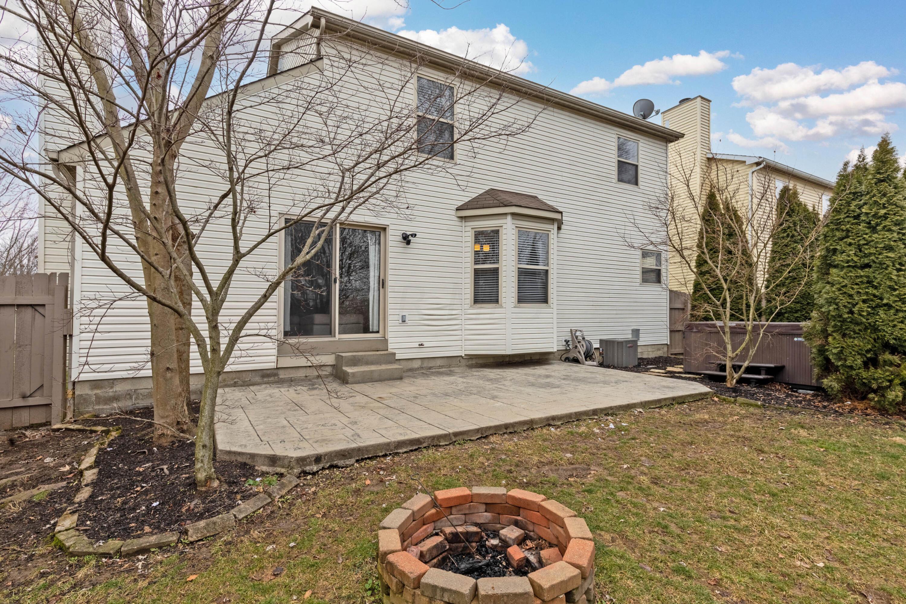 6785 Riverside Glen Court