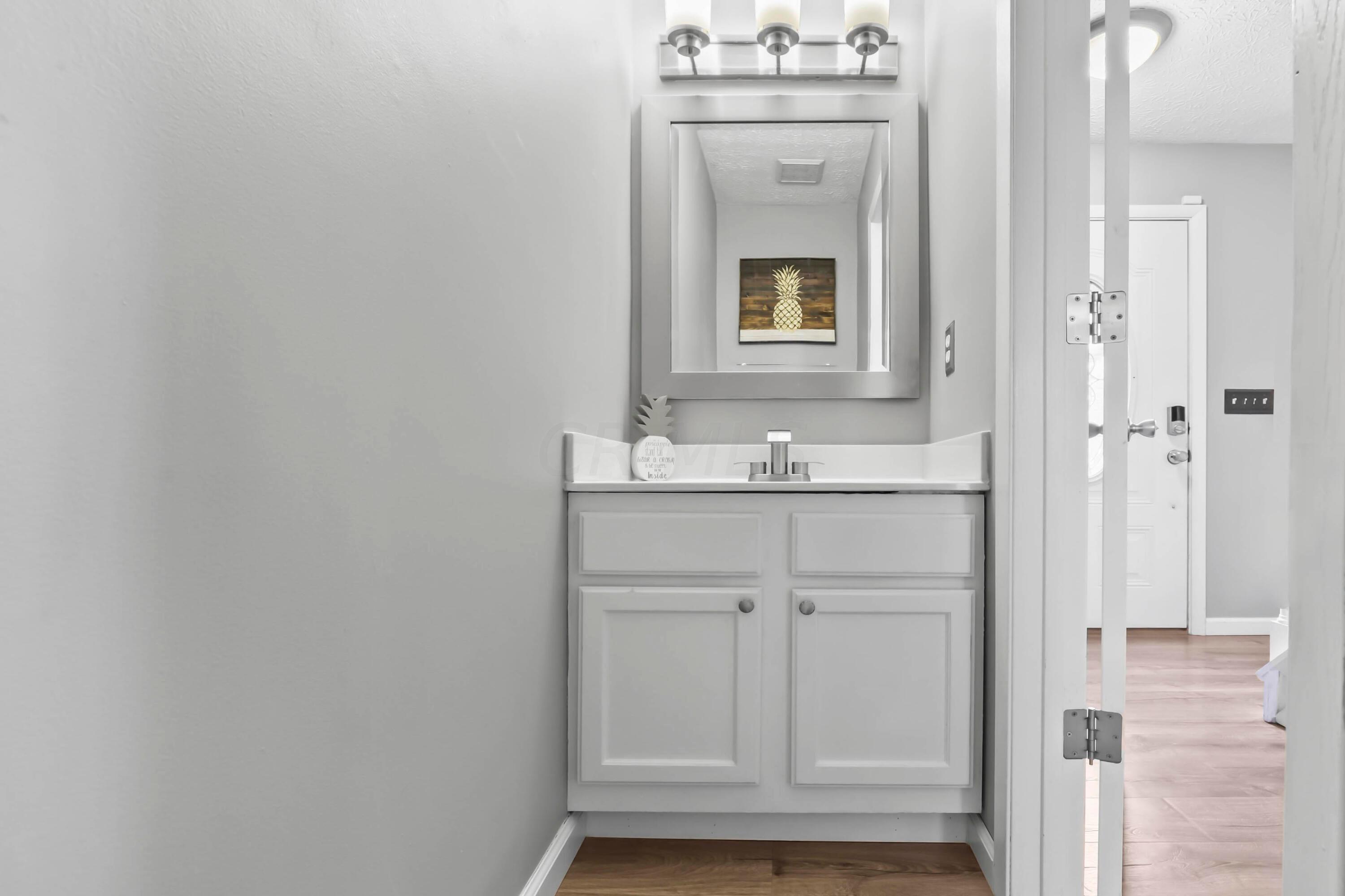 6785 Riverside Glen Court