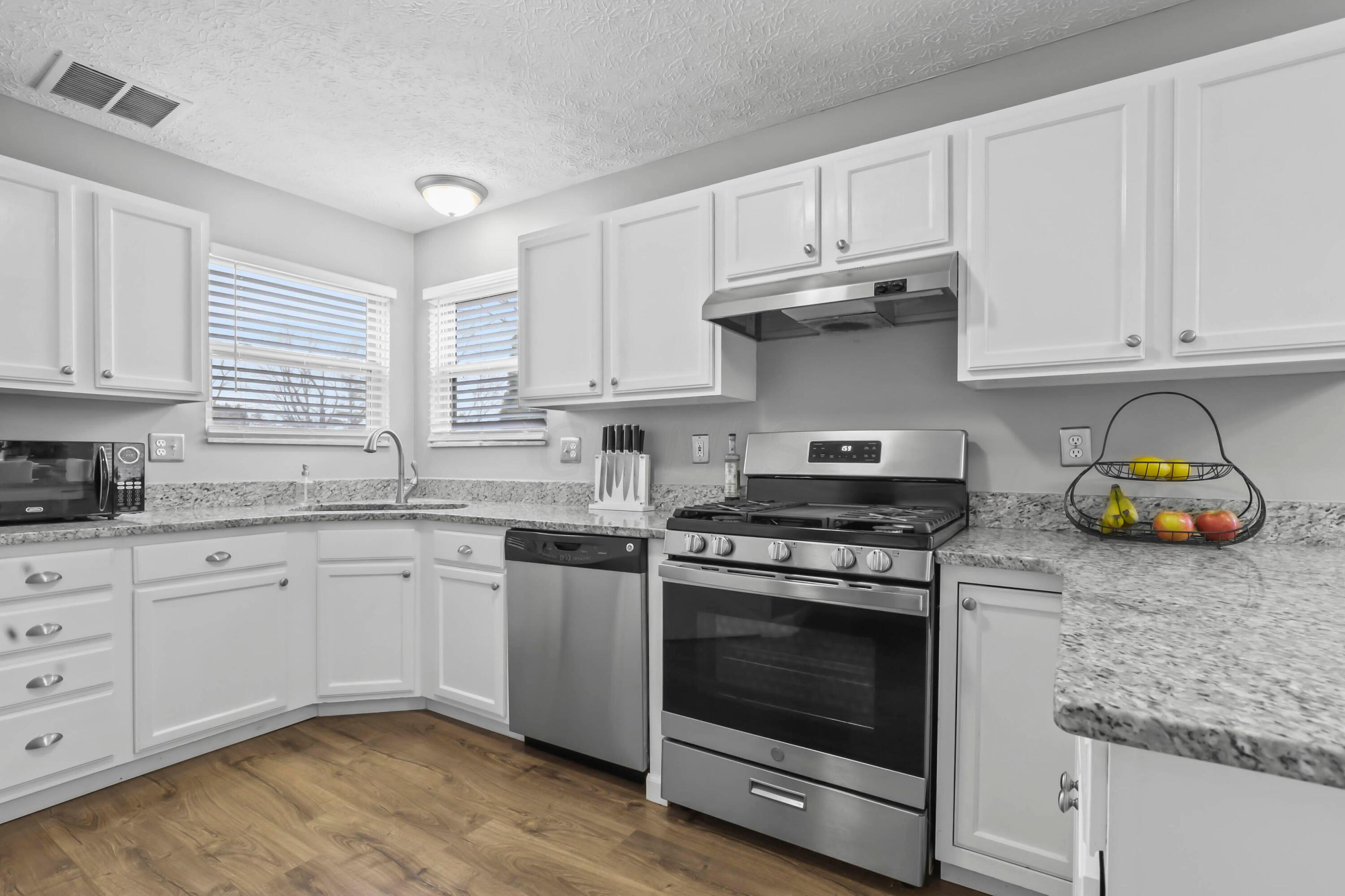 6785 Riverside Glen Court