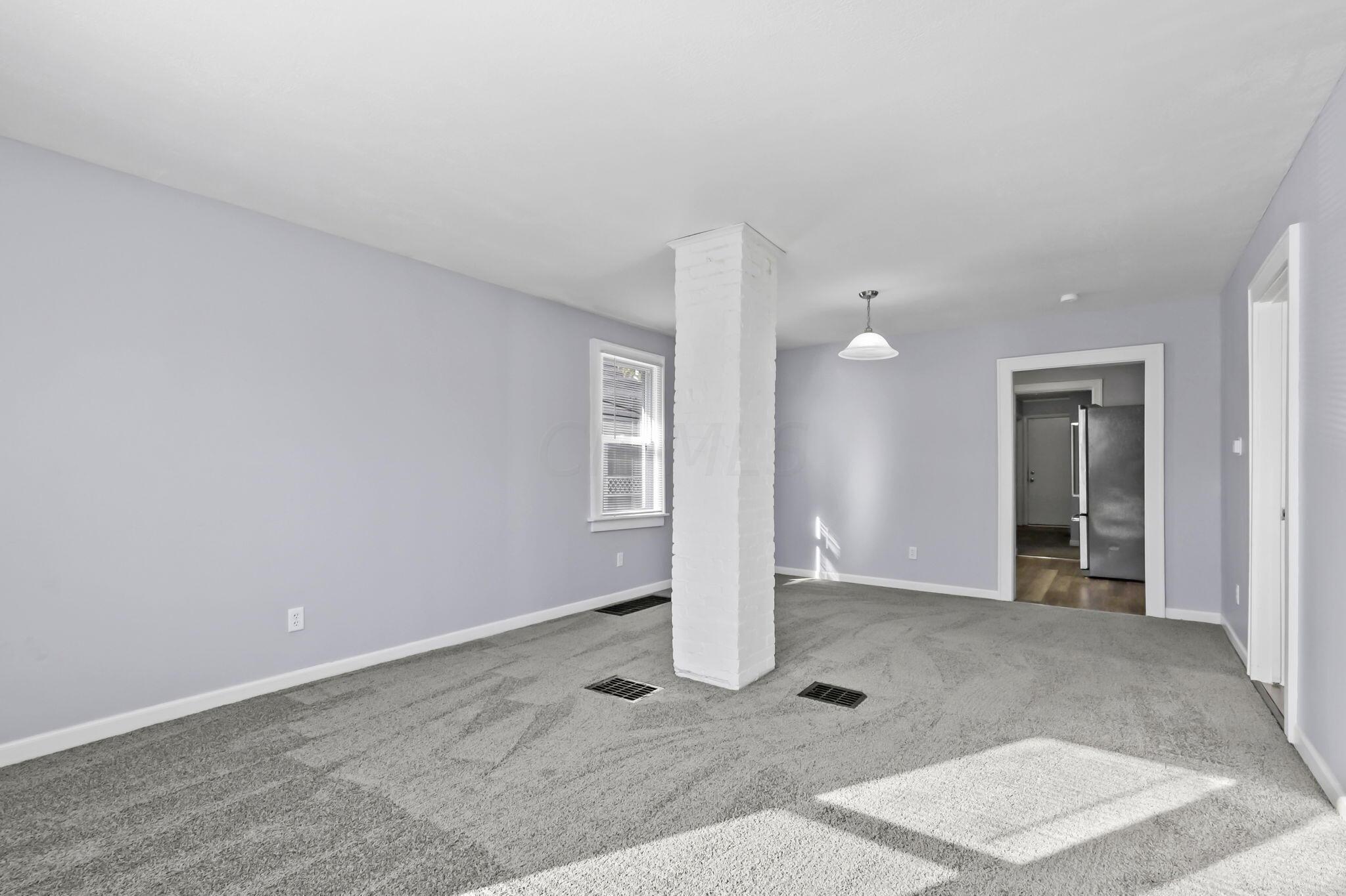 1386 Manchester Avenue