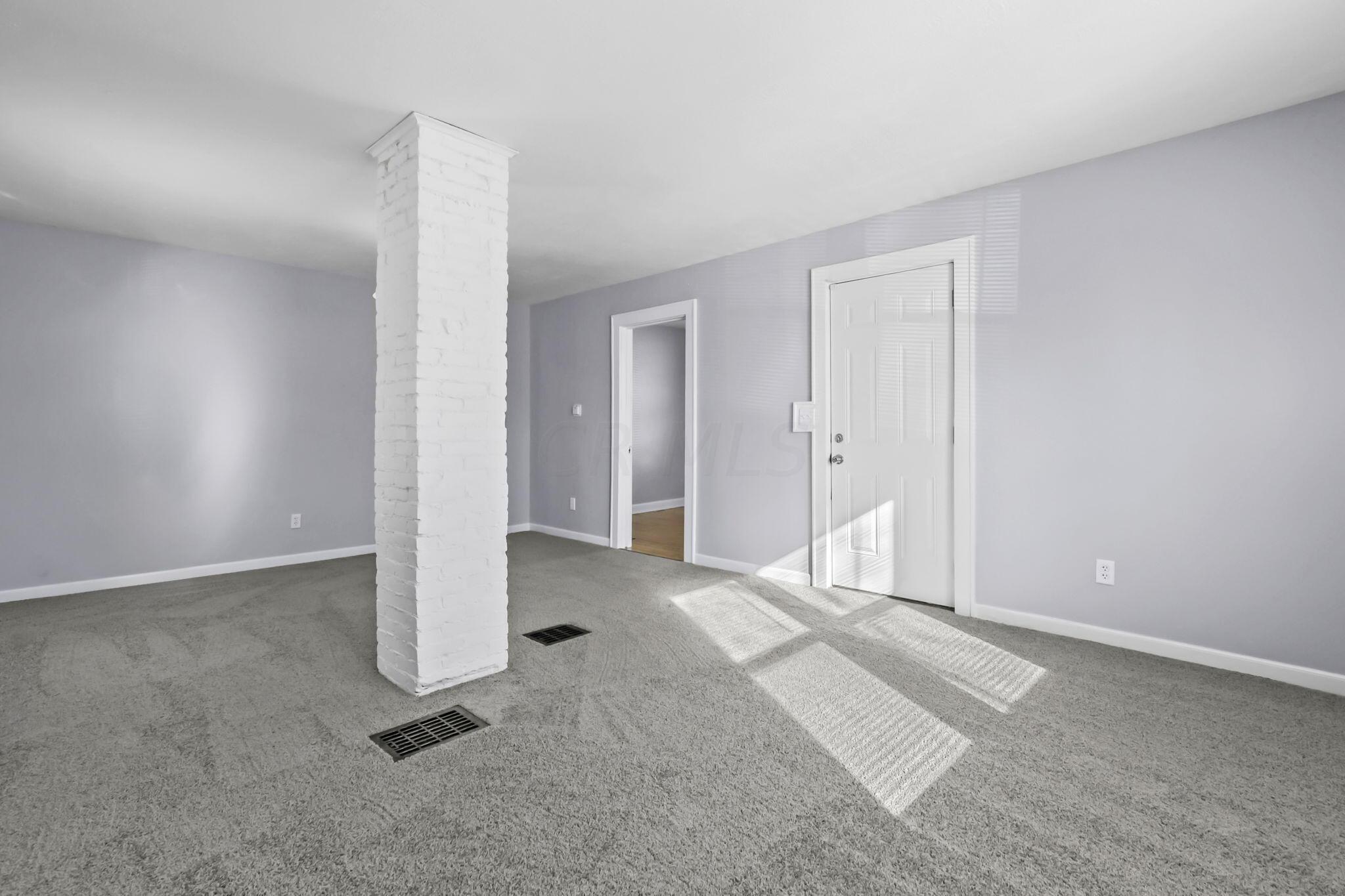 1386 Manchester Avenue