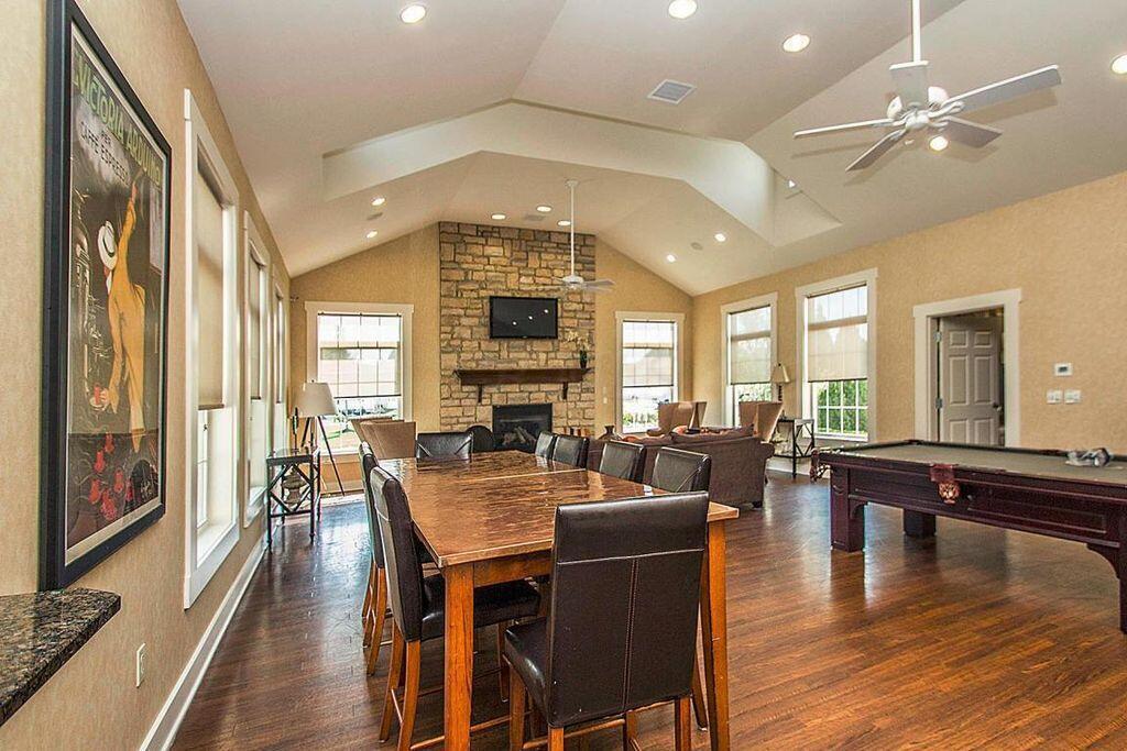 6030 Carlatun Street