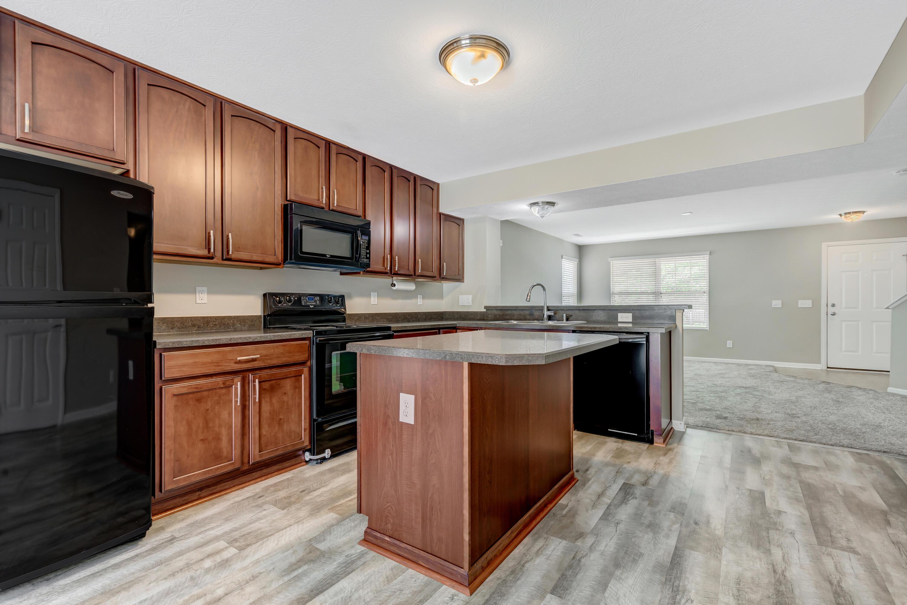 6030 Carlatun Street