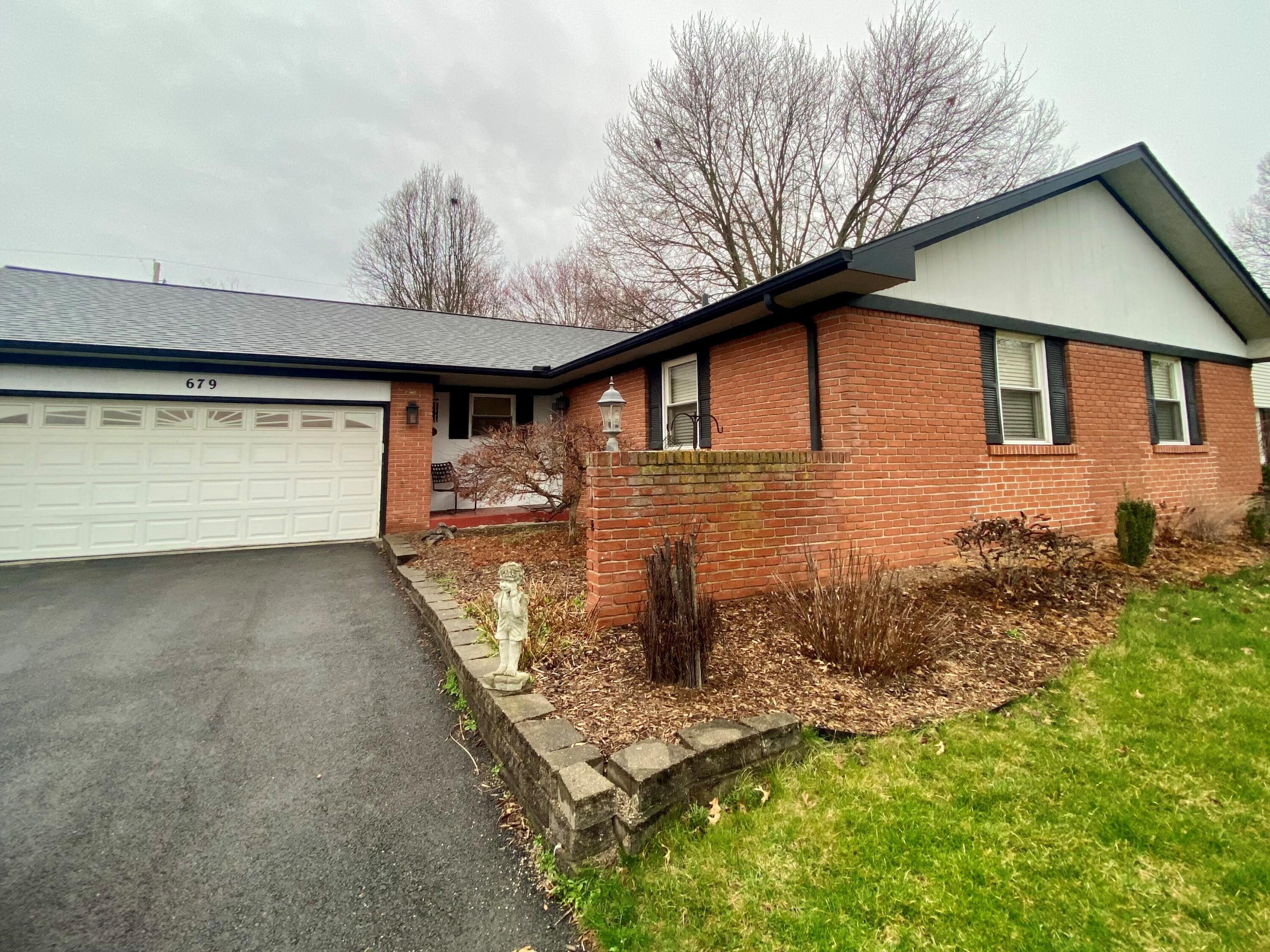 679 College Crest Road