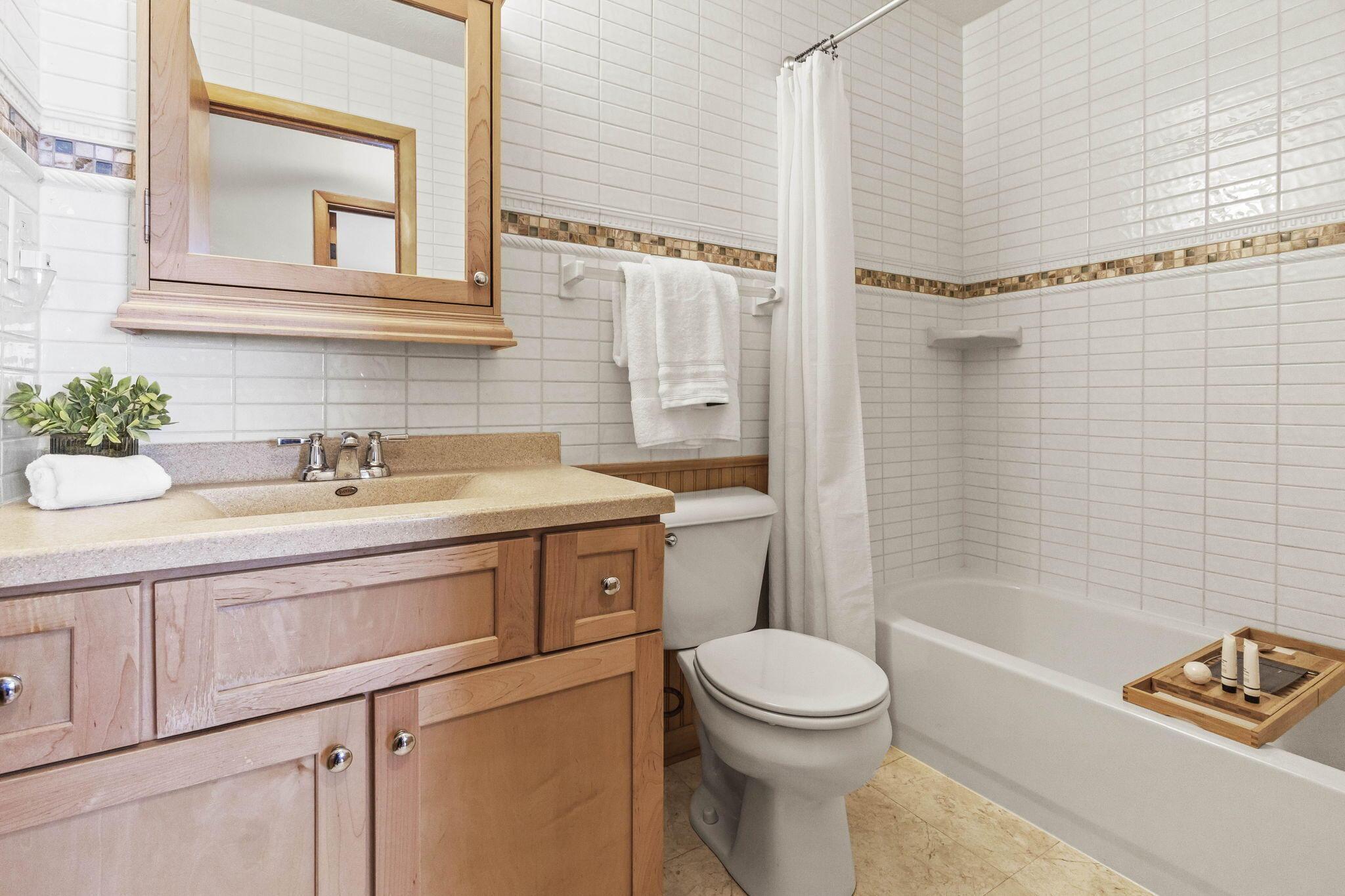 679 College Crest Road